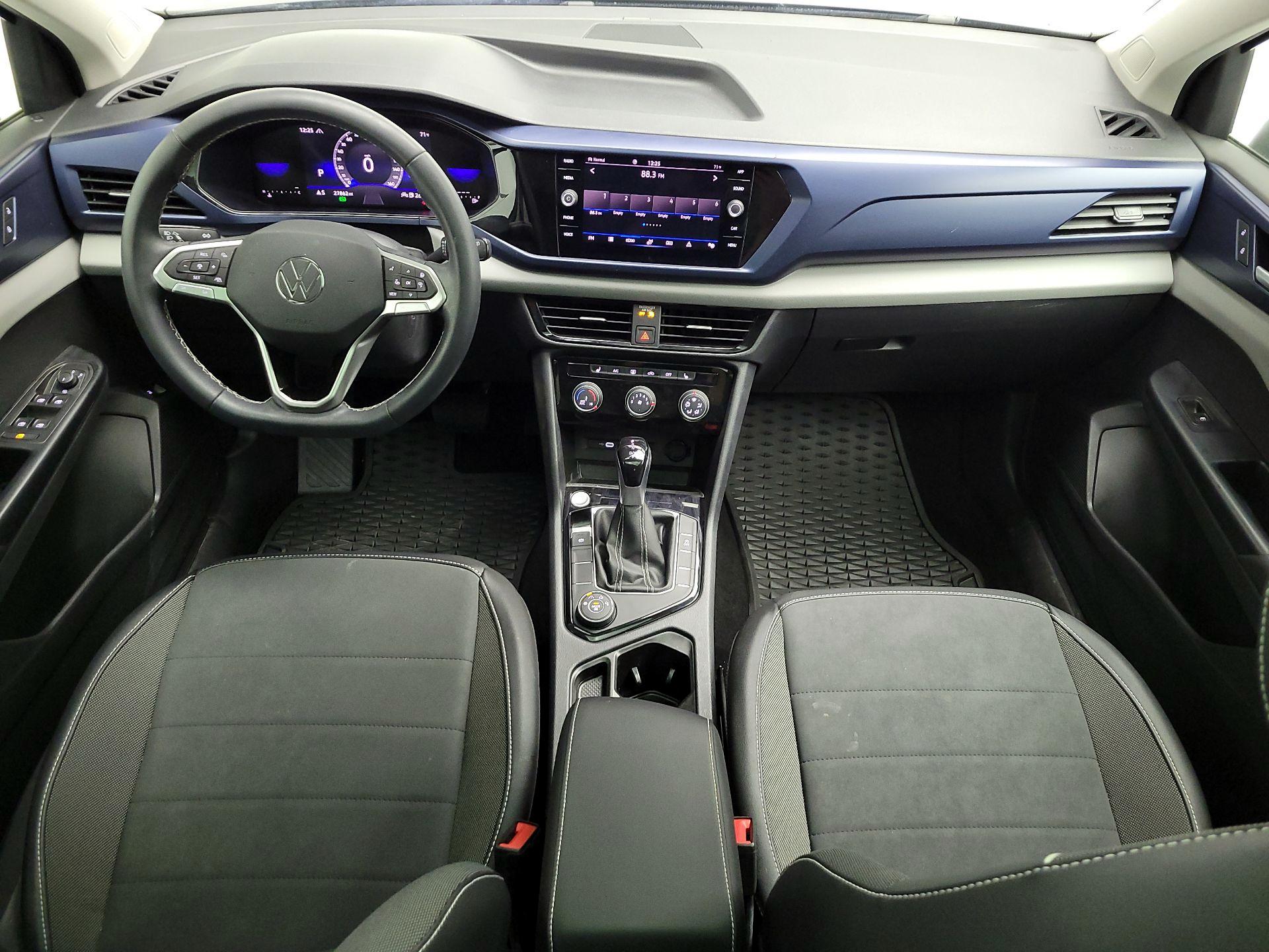 Thumbnail: 2023 Volkswagen Taos - 9