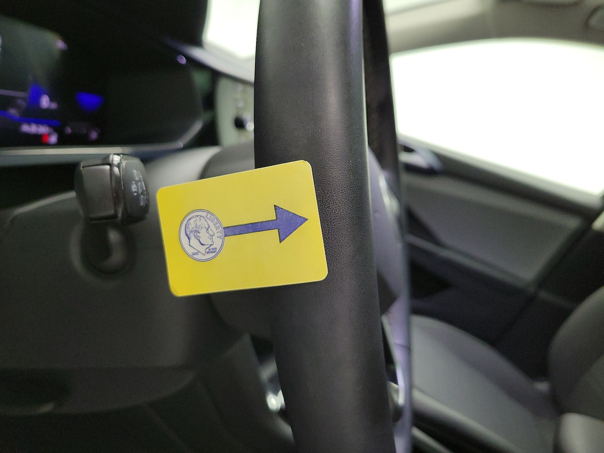 Thumbnail: 2023 Volkswagen Taos - 20