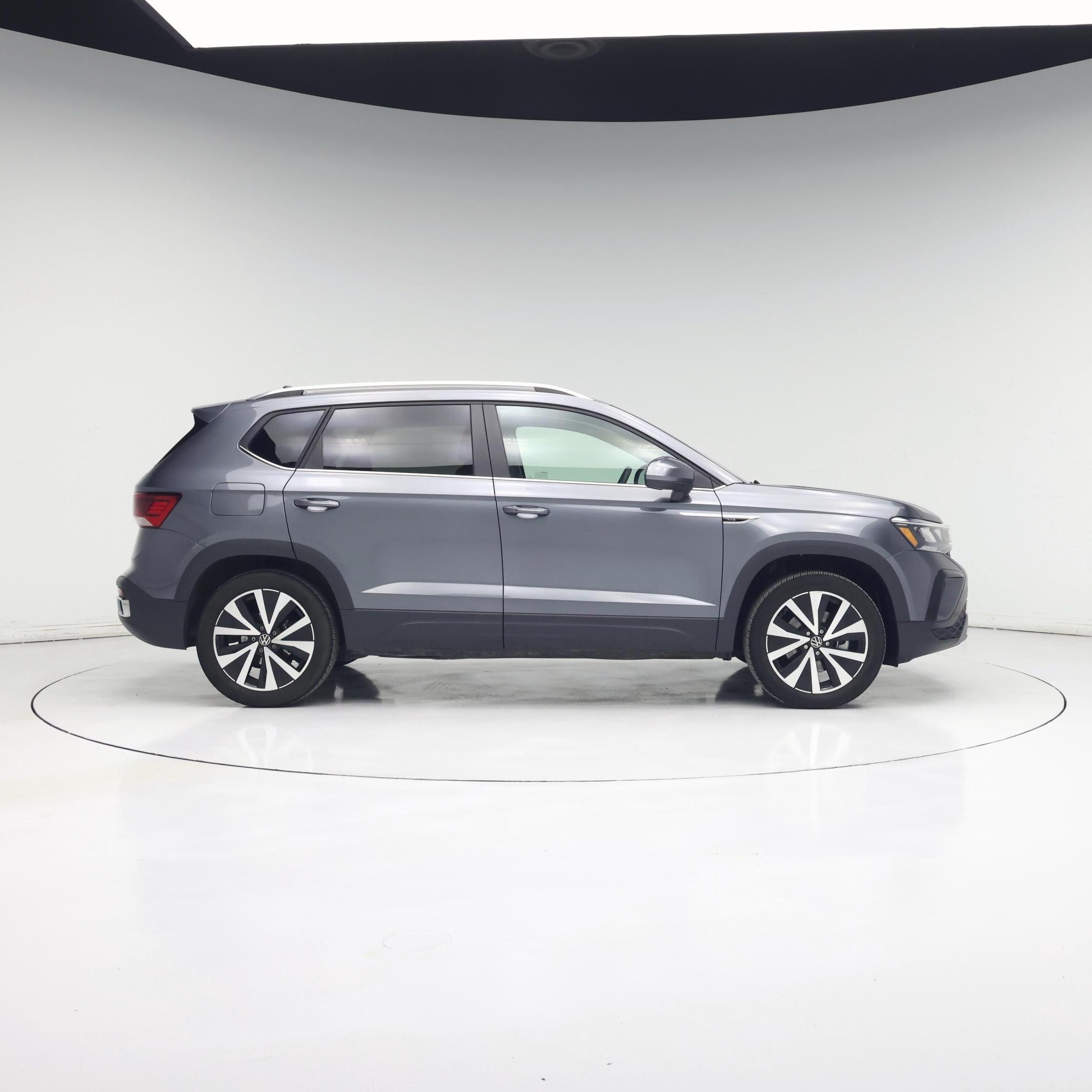 Thumbnail: 2023 Volkswagen Taos - 7