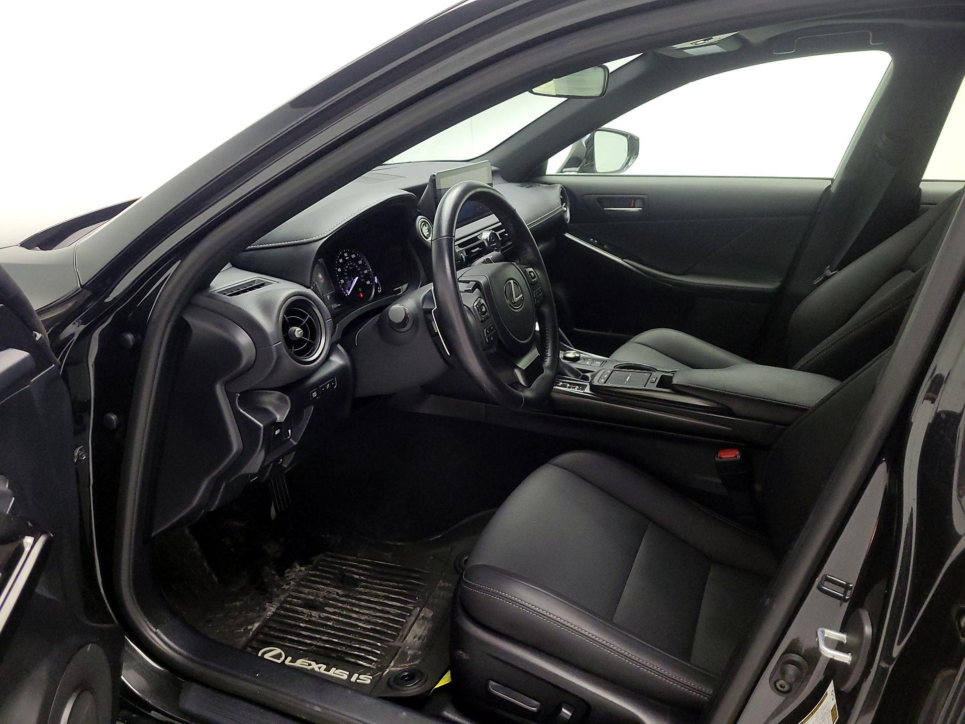 Thumbnail: 2024 Lexus IS - 11