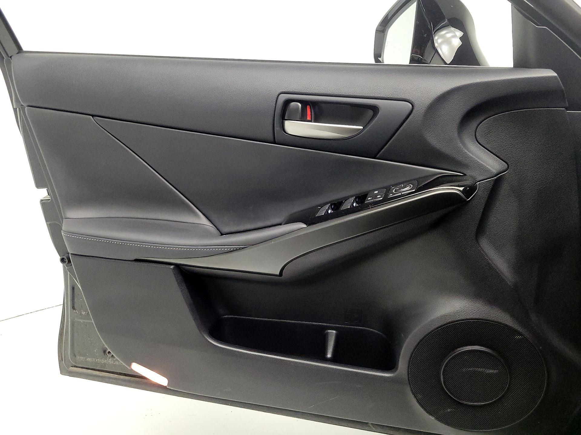 Thumbnail: 2024 Lexus IS - 12