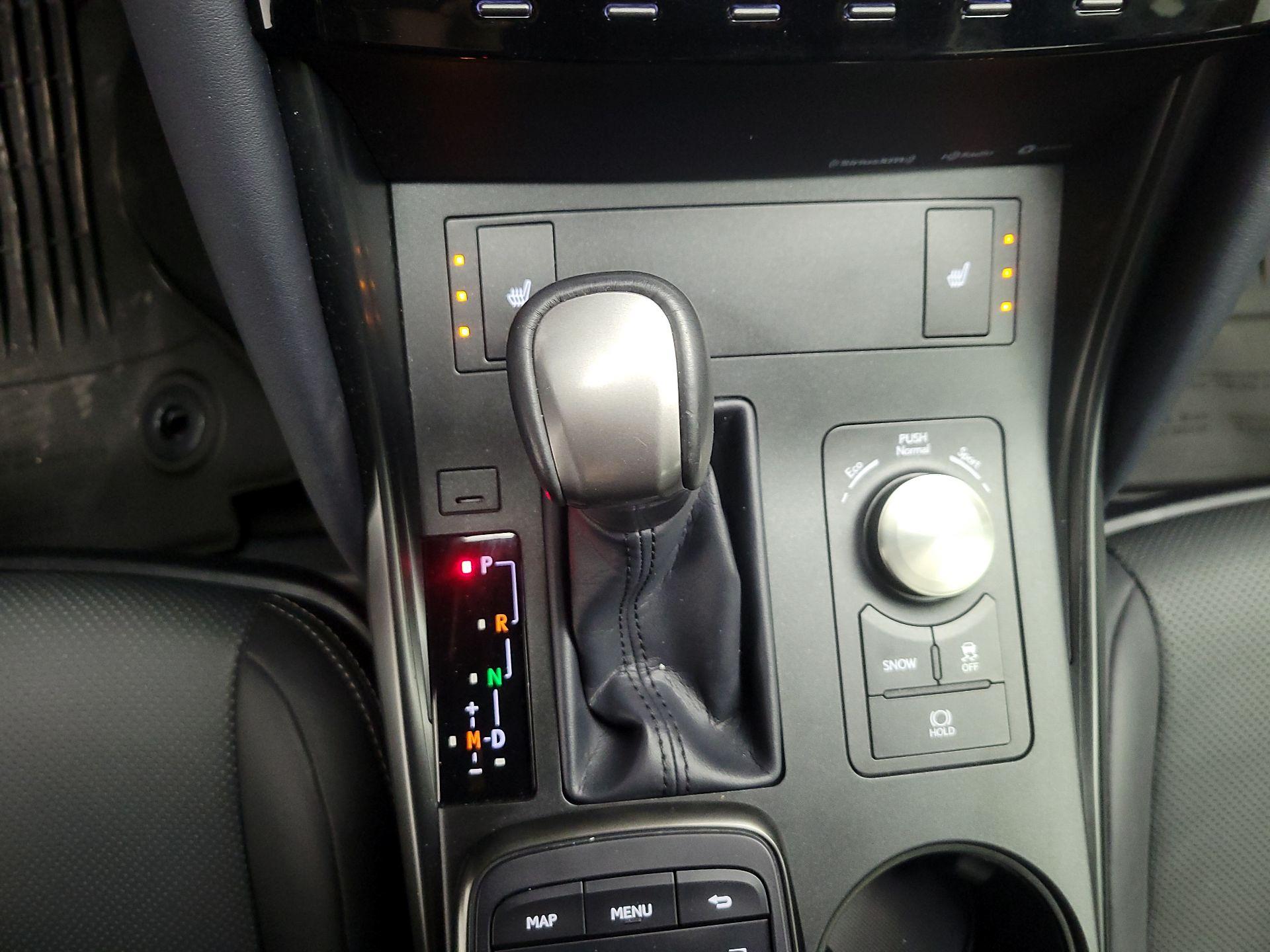 Thumbnail: 2024 Lexus IS - 15