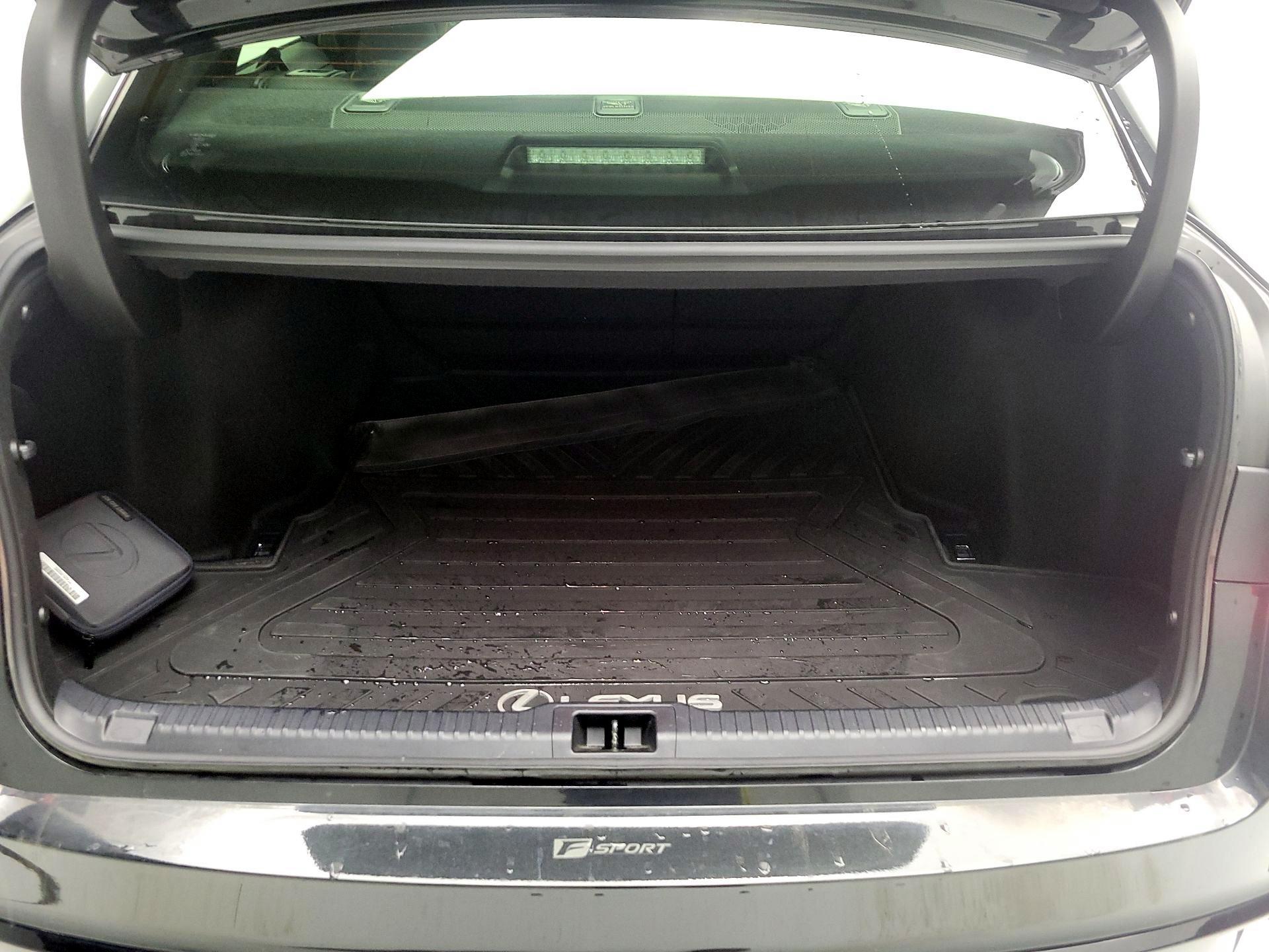 Thumbnail: 2024 Lexus IS - 16