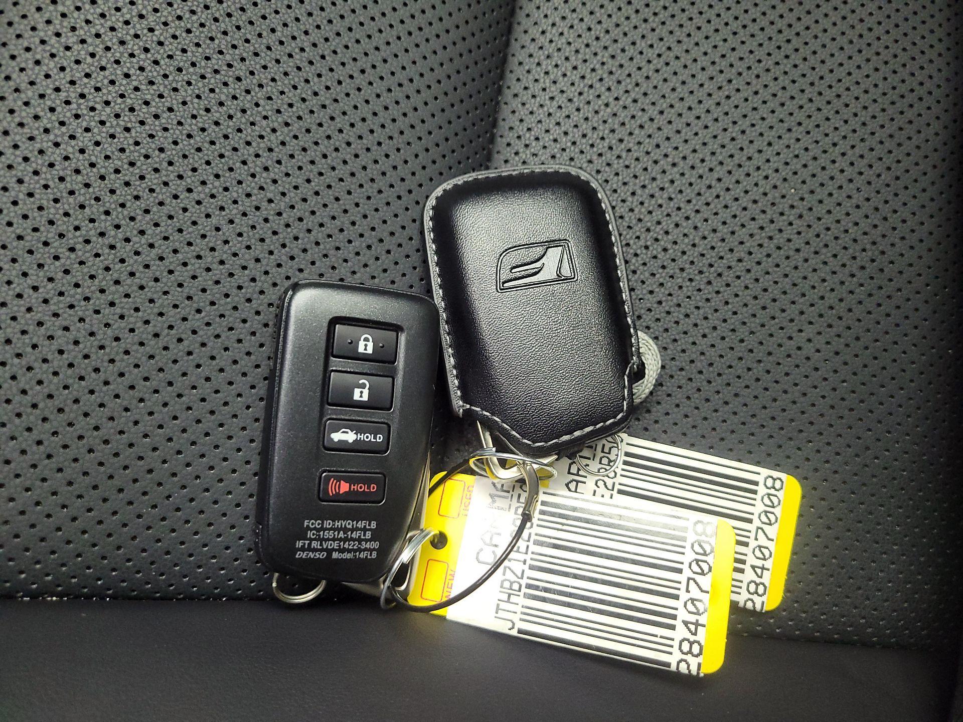 Thumbnail: 2024 Lexus IS - 18