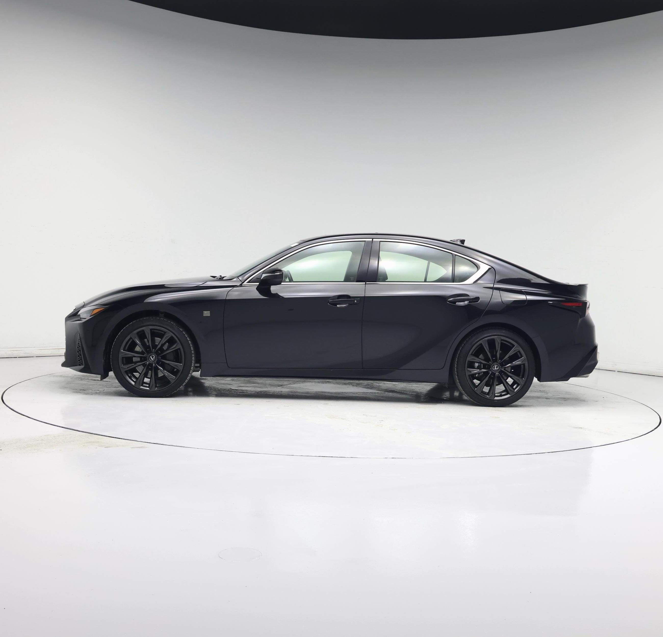 Thumbnail: 2024 Lexus IS - 3