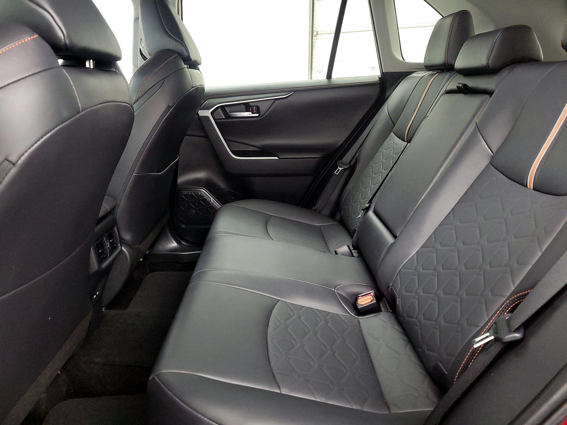 Thumbnail: 2024 Toyota RAV4 - 18