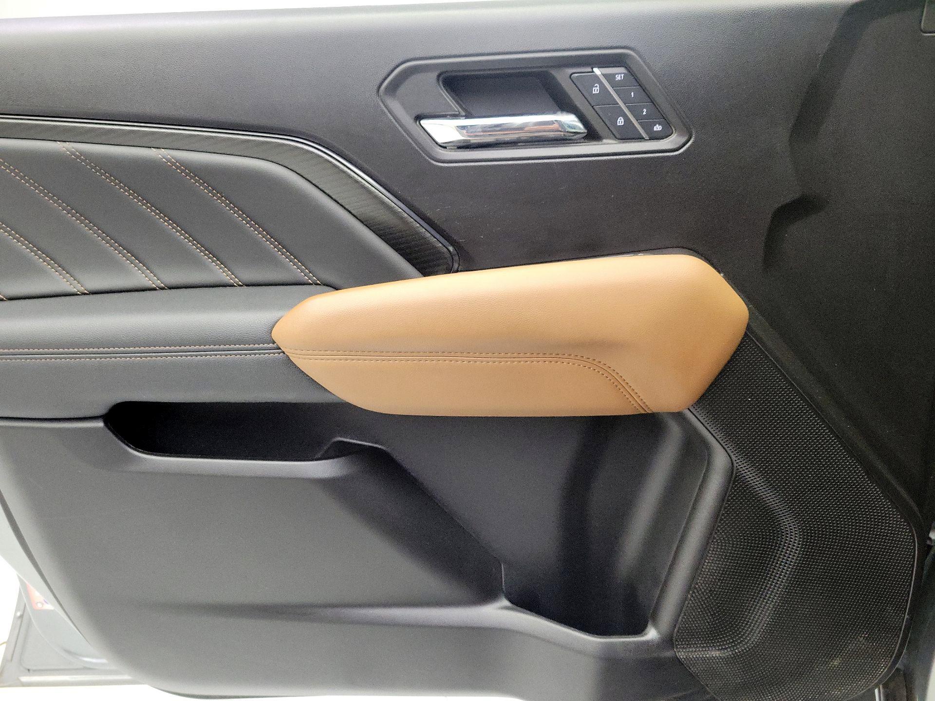 Thumbnail: 2024 GMC Canyon - 12