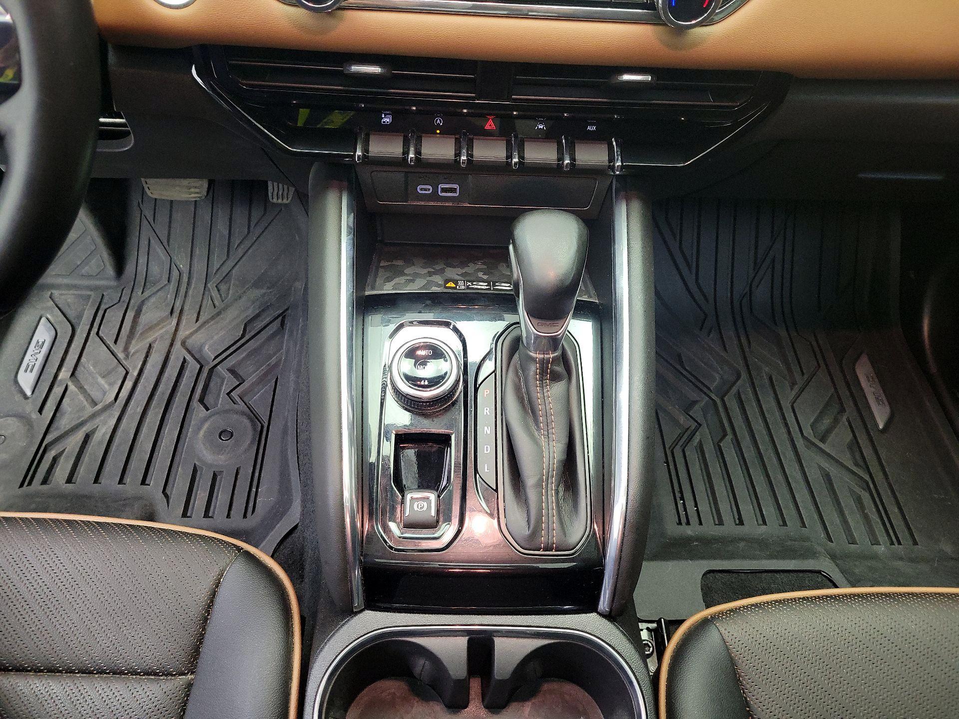 Thumbnail: 2024 GMC Canyon - 17