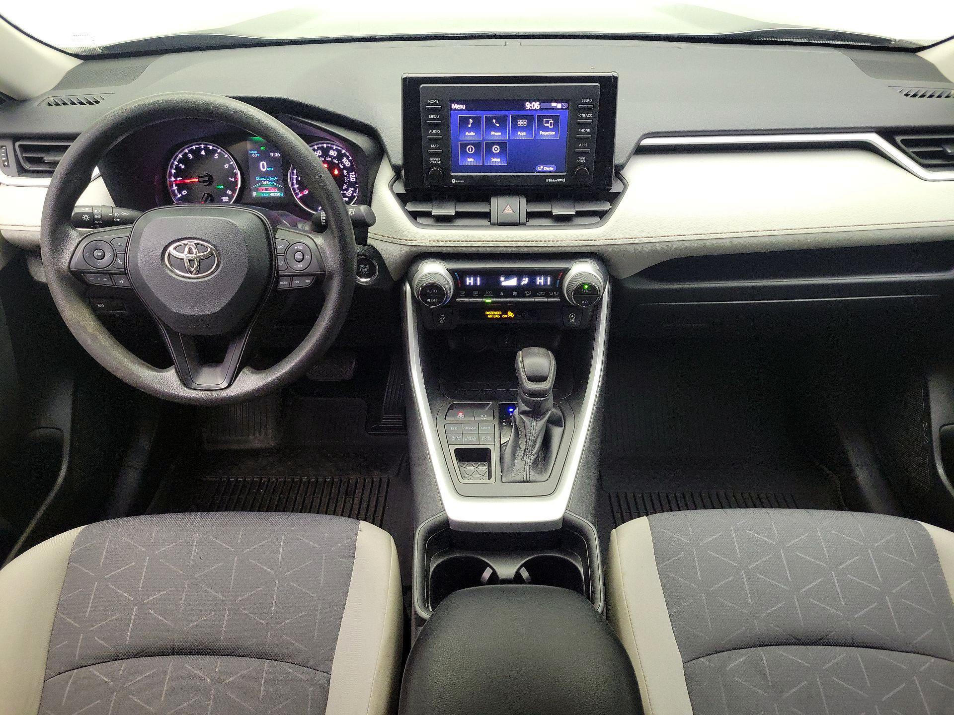 Thumbnail: 2021 Toyota RAV4 - 9