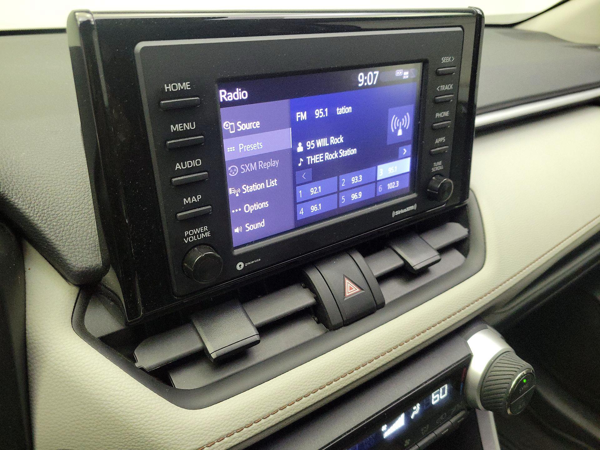 Thumbnail: 2021 Toyota RAV4 - 15