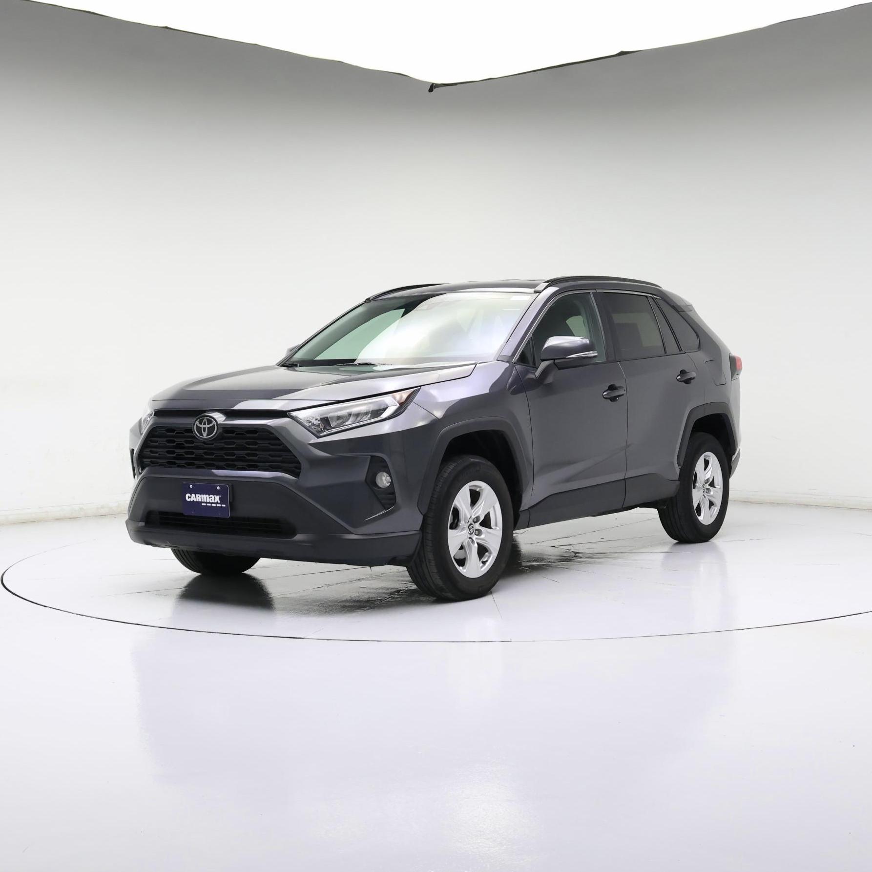 Thumbnail: 2021 Toyota RAV4 - 4