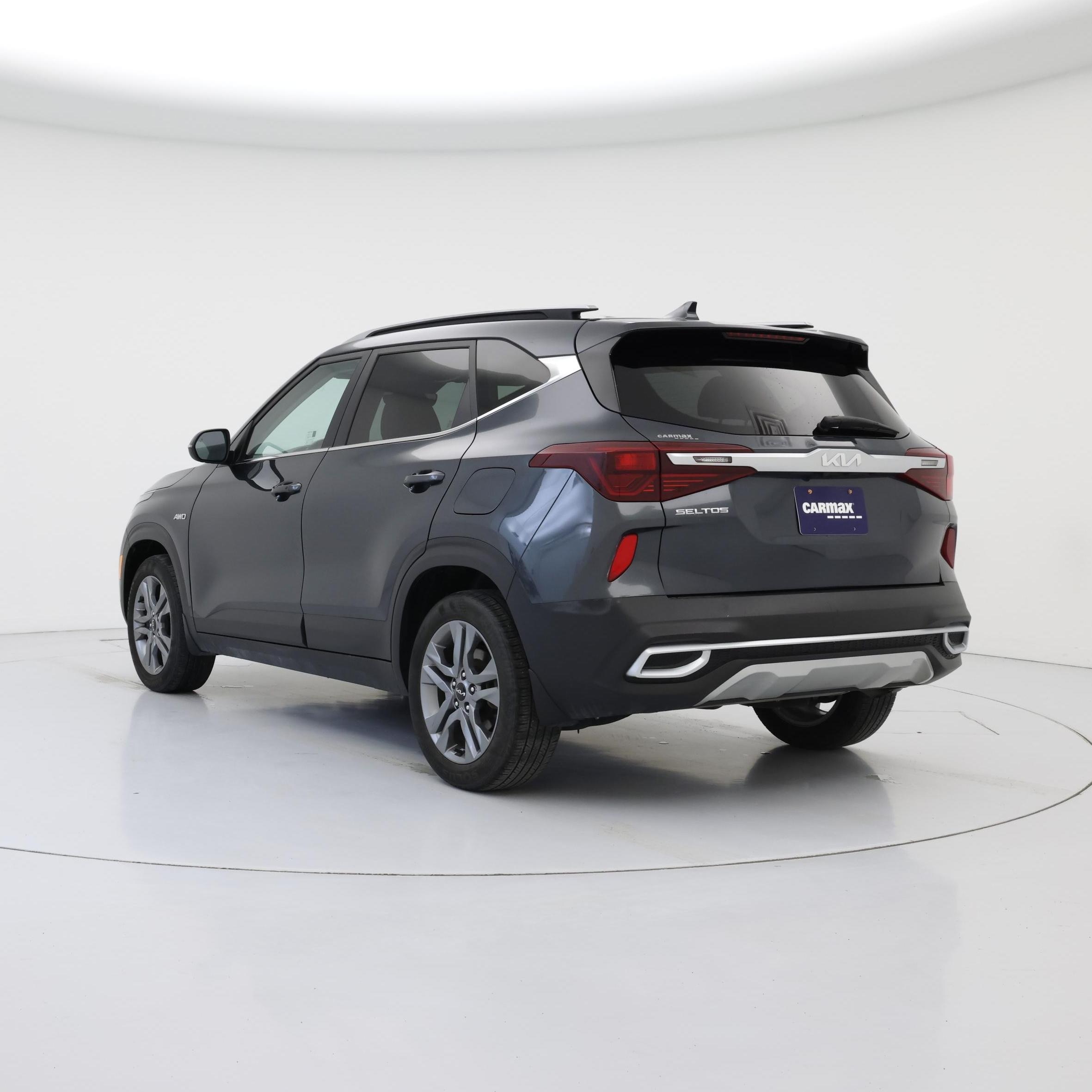 Thumbnail: 2023 Kia Seltos - 2