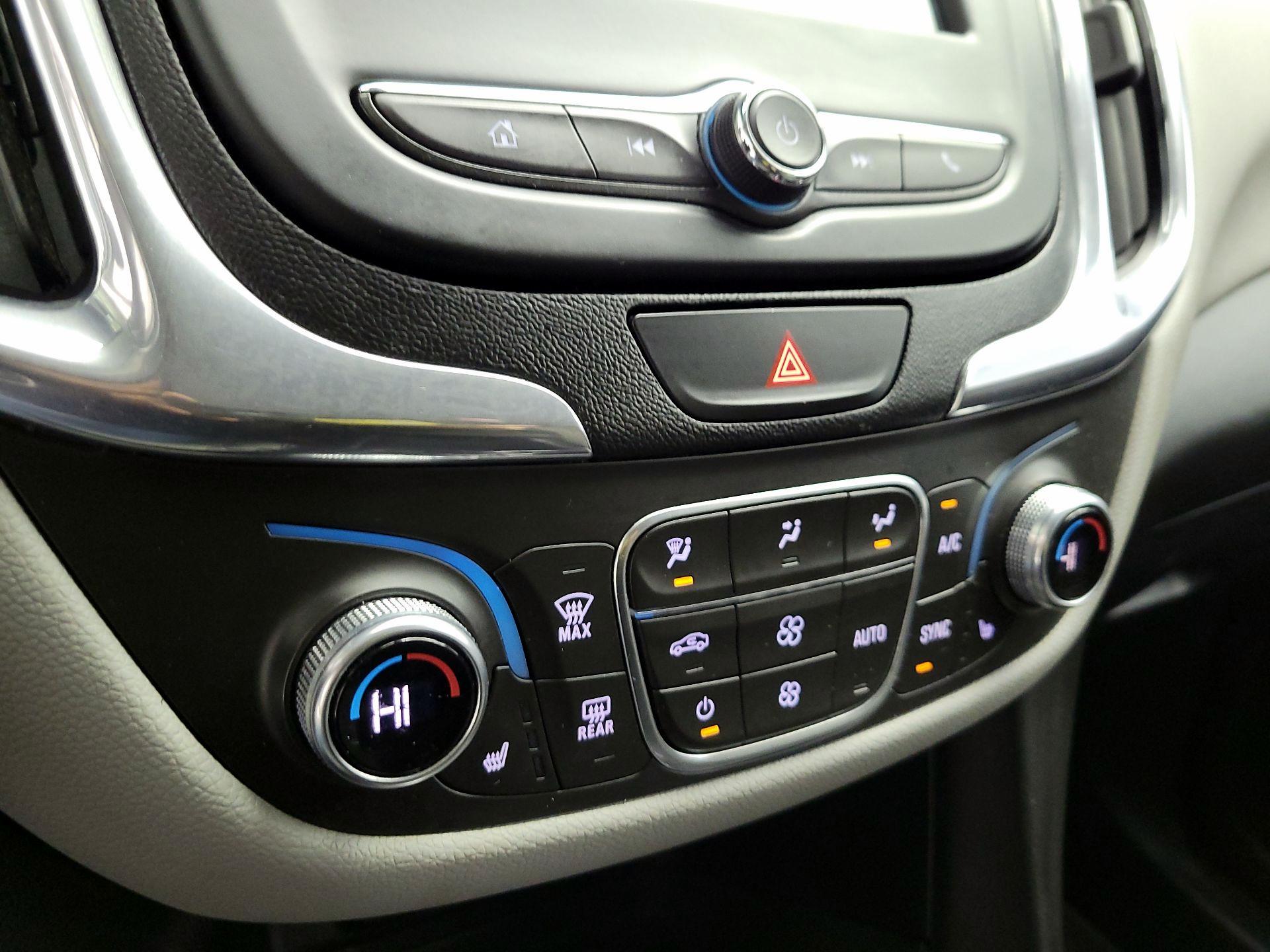 Thumbnail: 2018 Chevrolet Equinox - 16