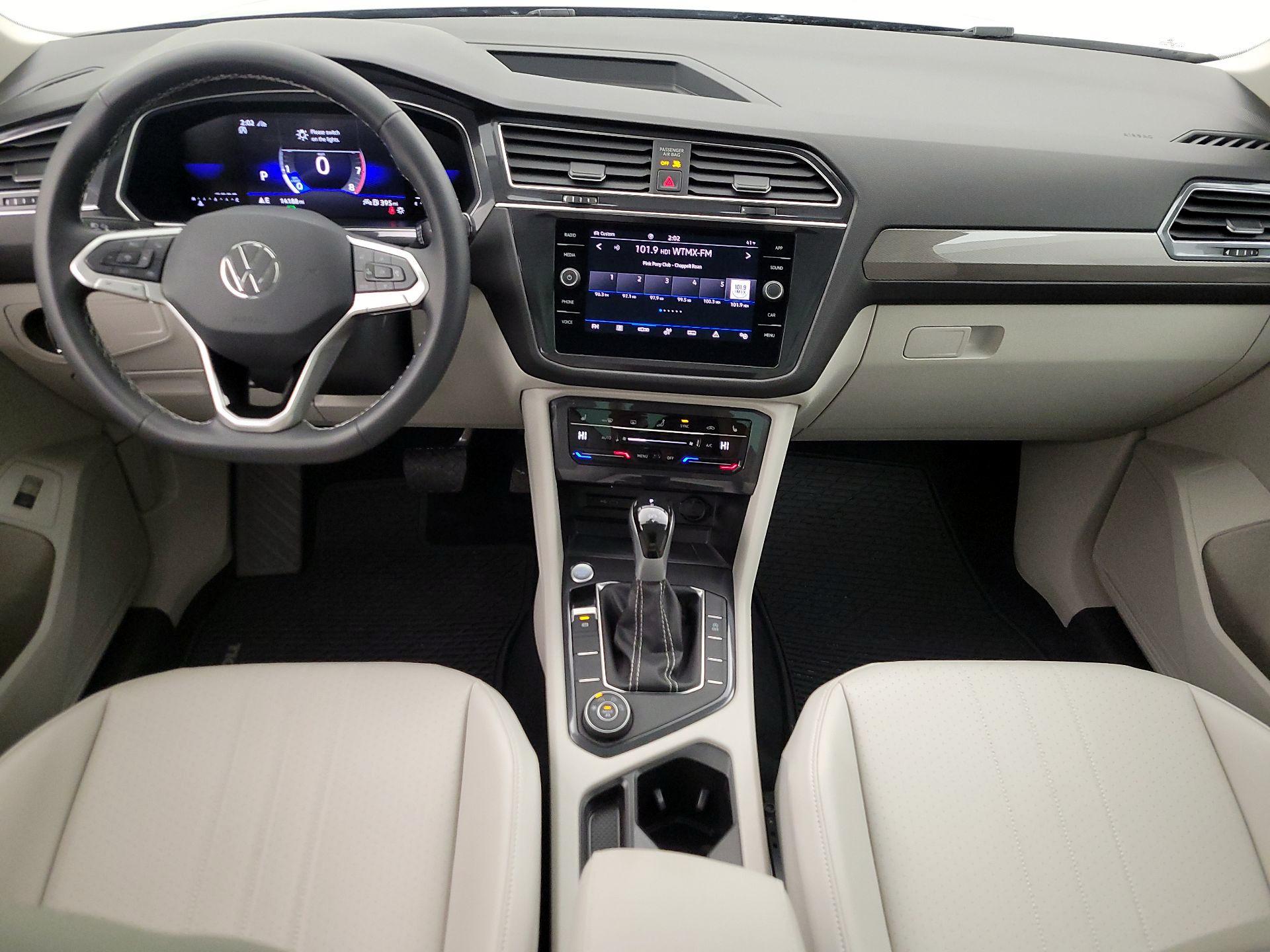 Thumbnail: 2024 Volkswagen Tiguan - 9