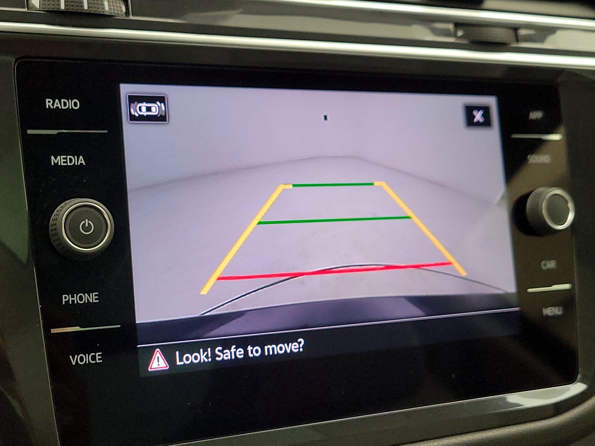 Thumbnail: 2024 Volkswagen Tiguan - 14