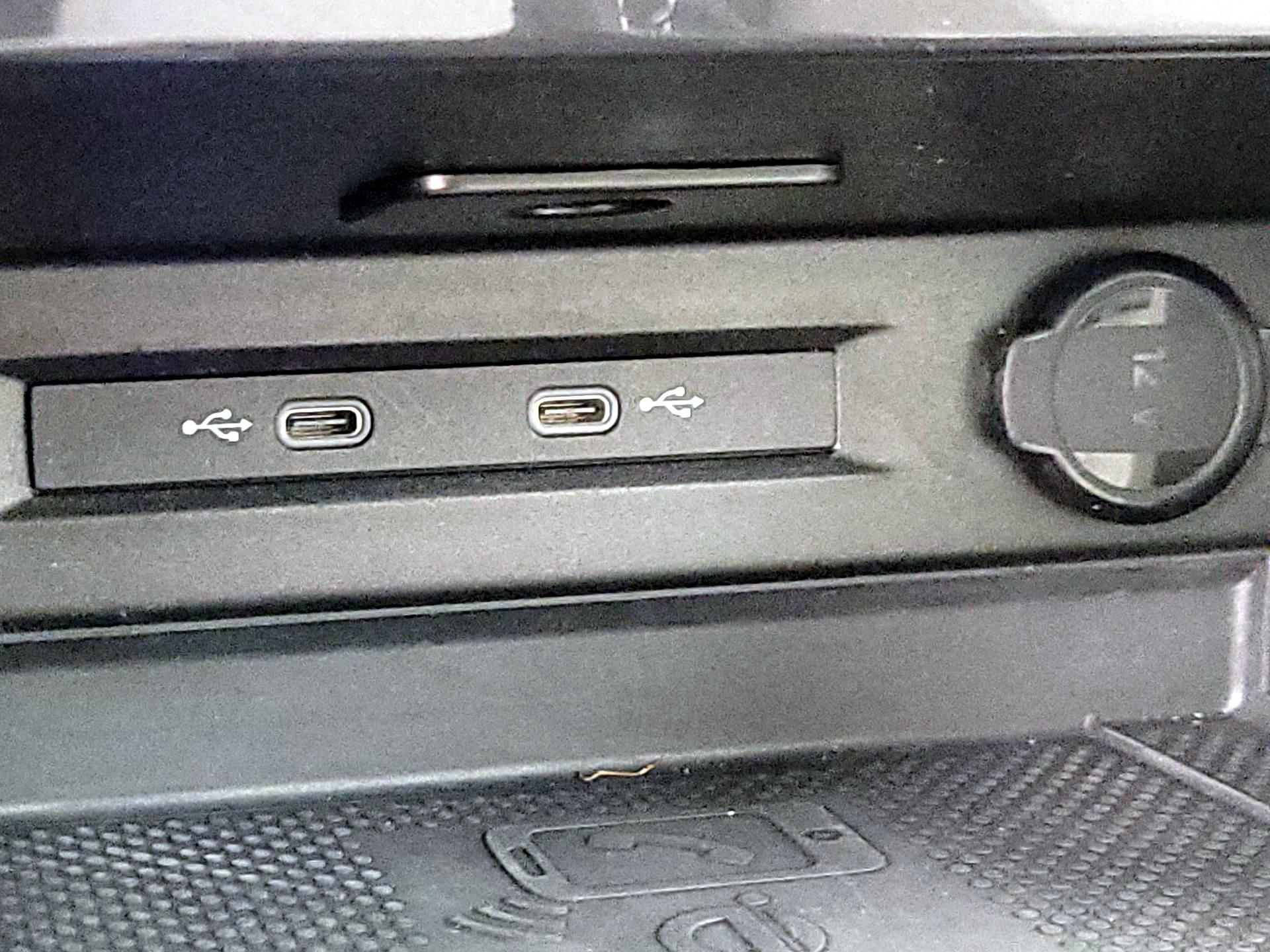 Thumbnail: 2024 Volkswagen Tiguan - 18