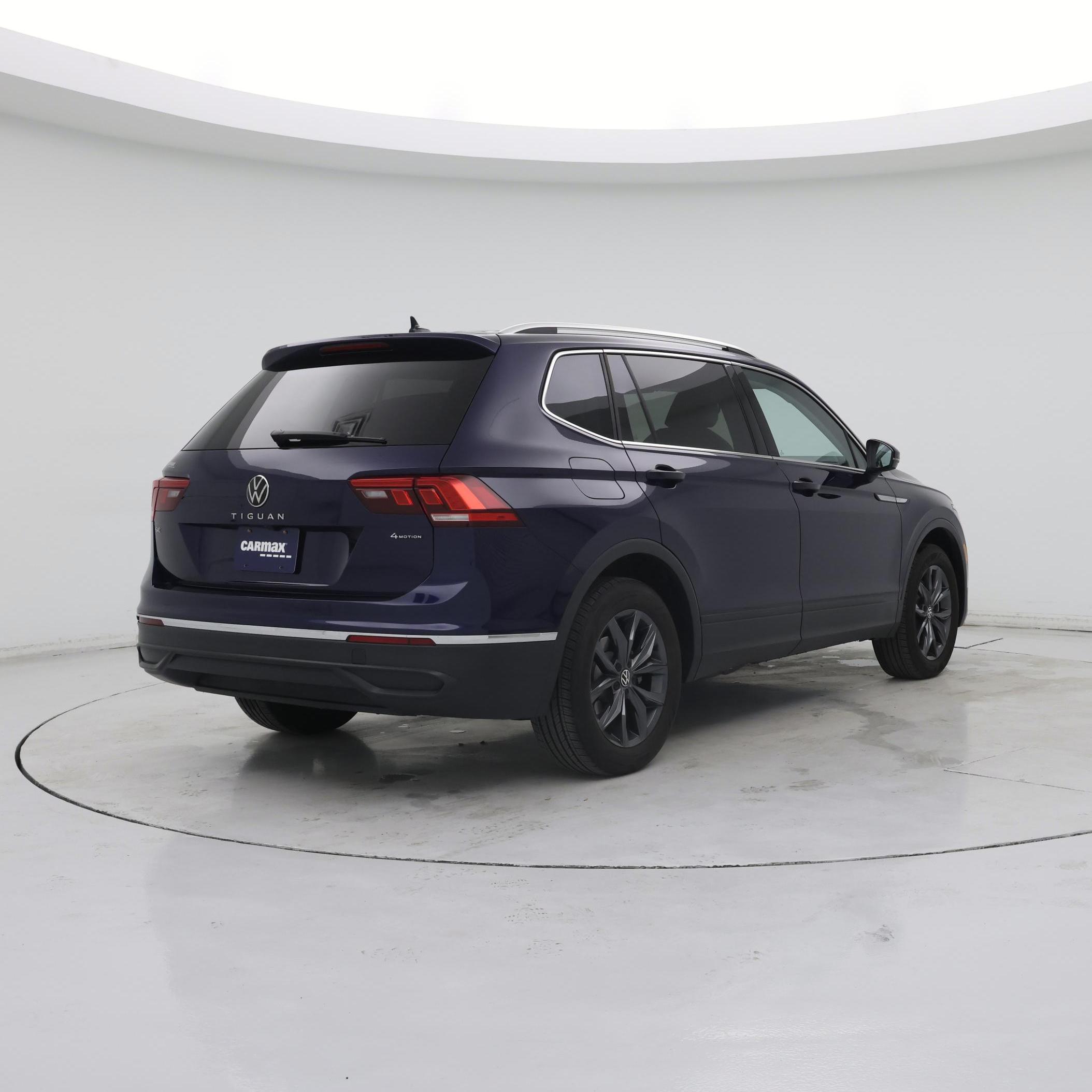 Thumbnail: 2024 Volkswagen Tiguan - 8