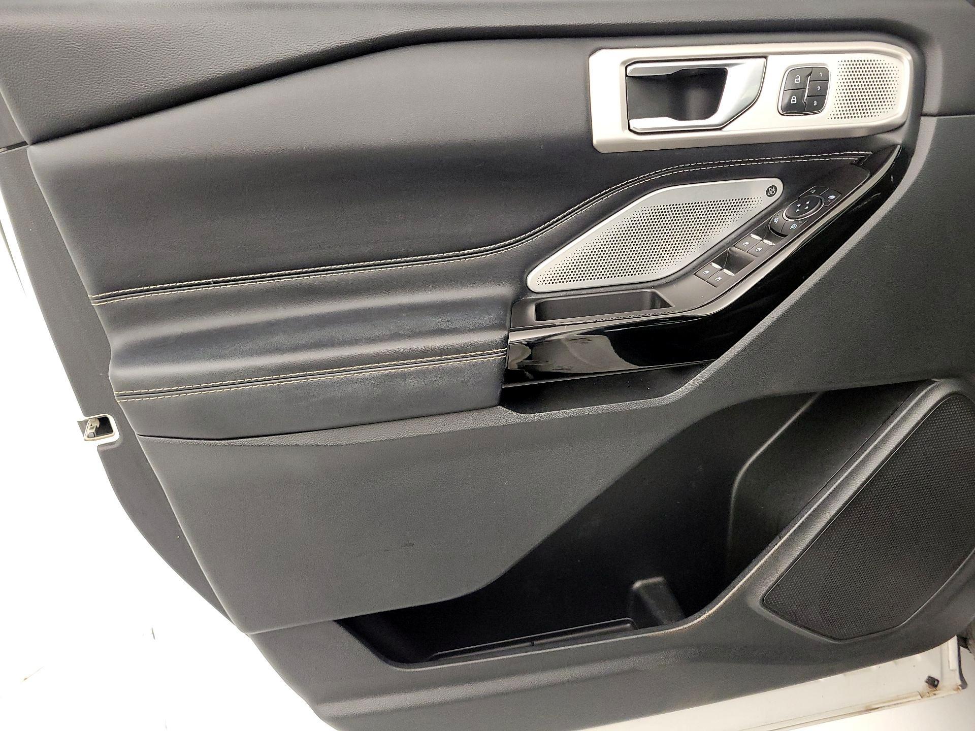 Thumbnail: 2021 Ford Explorer - 12