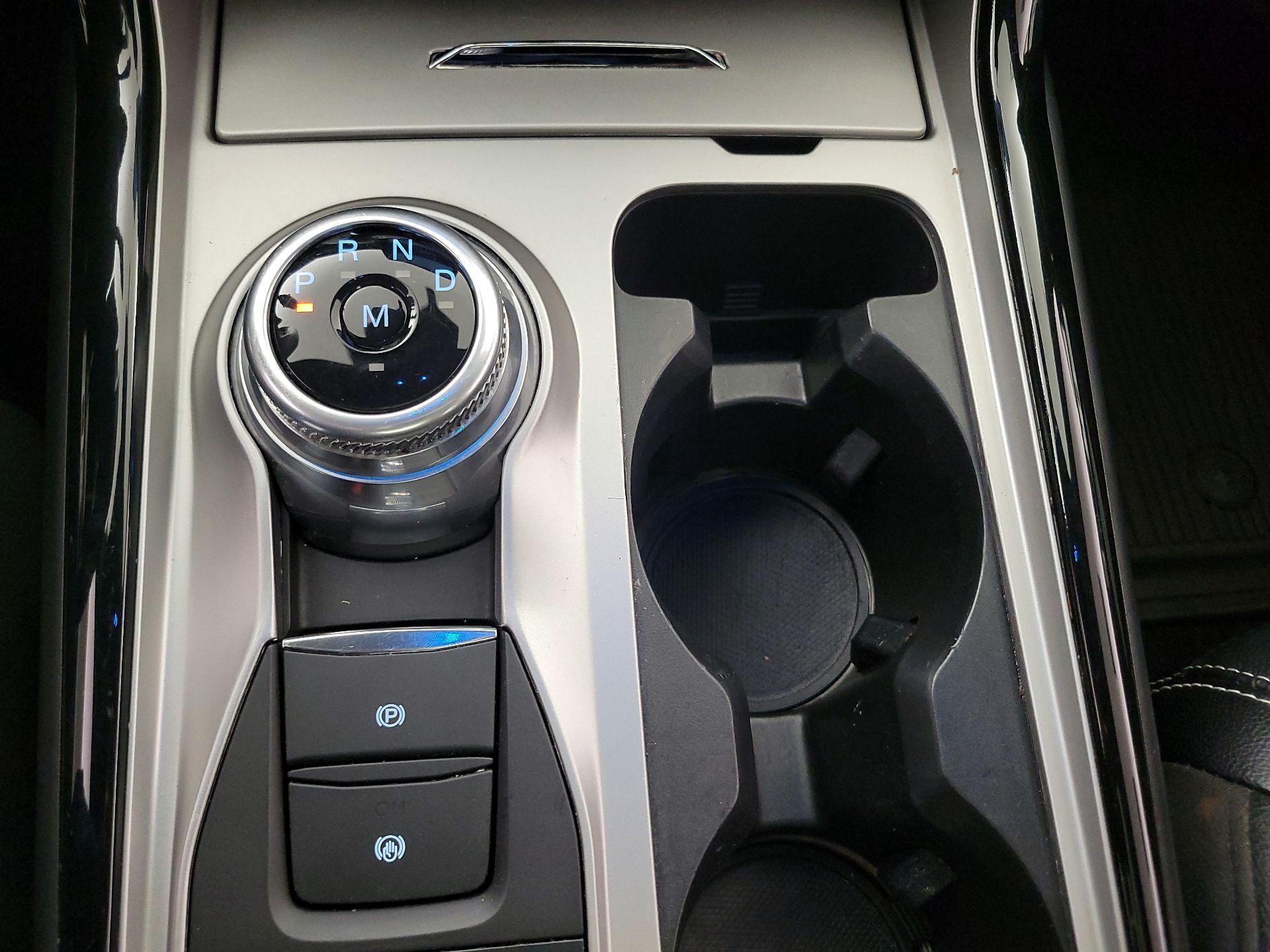 Thumbnail: 2021 Ford Explorer - 18