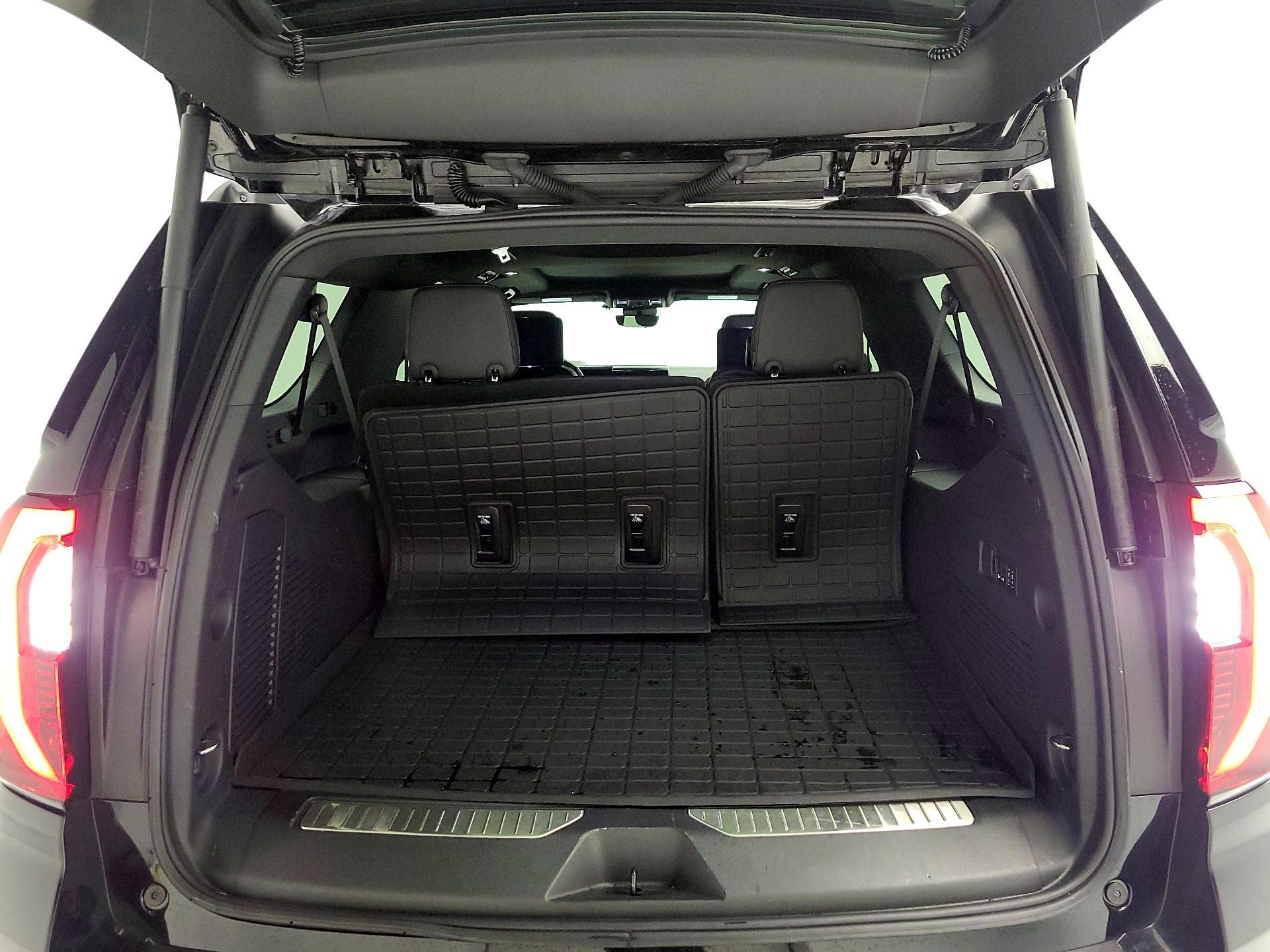 Thumbnail: 2025 GMC Yukon XL - 20