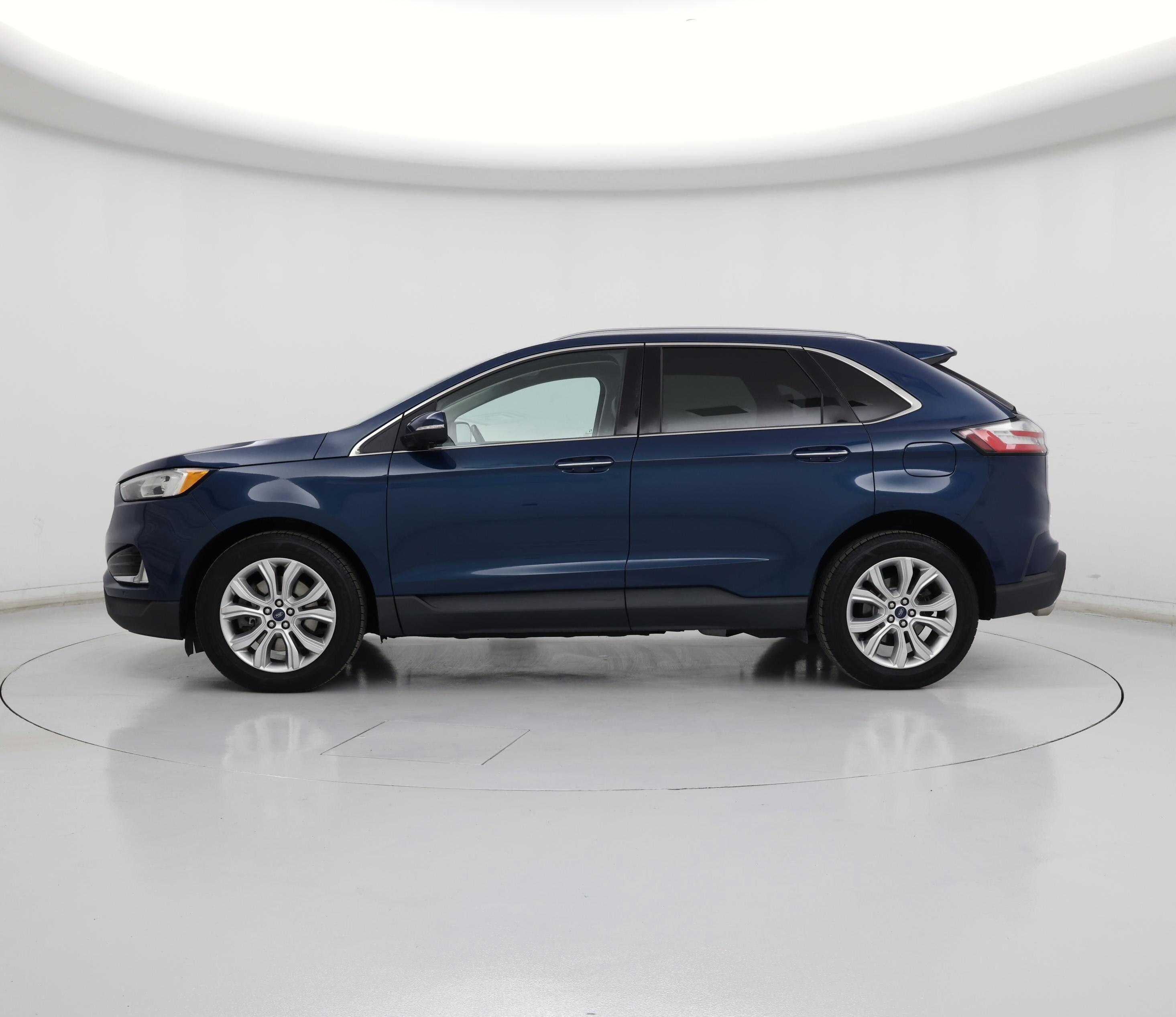 Thumbnail: 2020 Ford Edge - 3