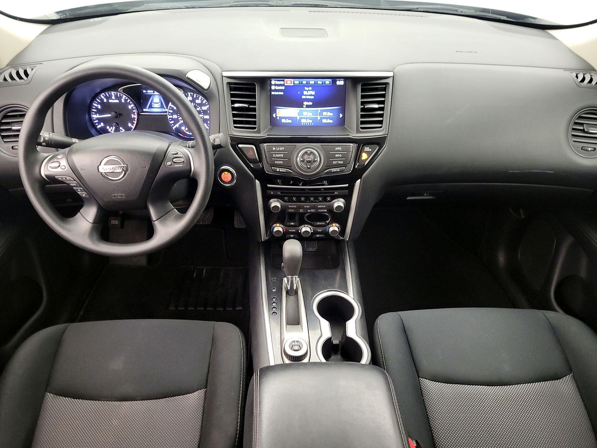 Thumbnail: 2019 Nissan Pathfinder - 9