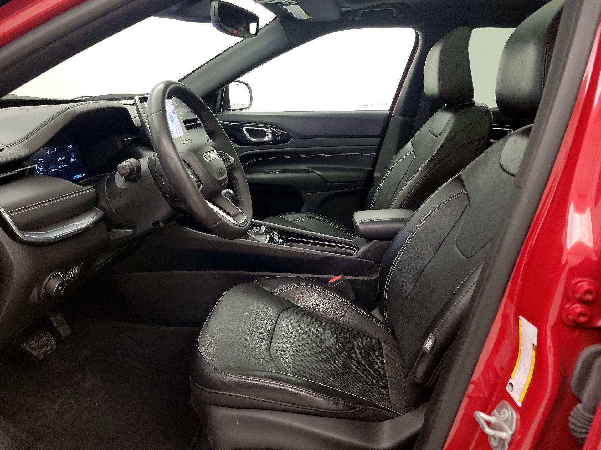 Thumbnail: 2023 Jeep Compass - 11