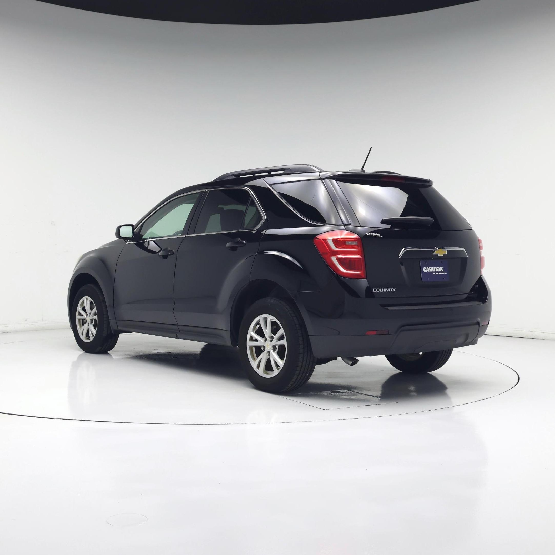 Thumbnail: 2017 Chevrolet Equinox - 2