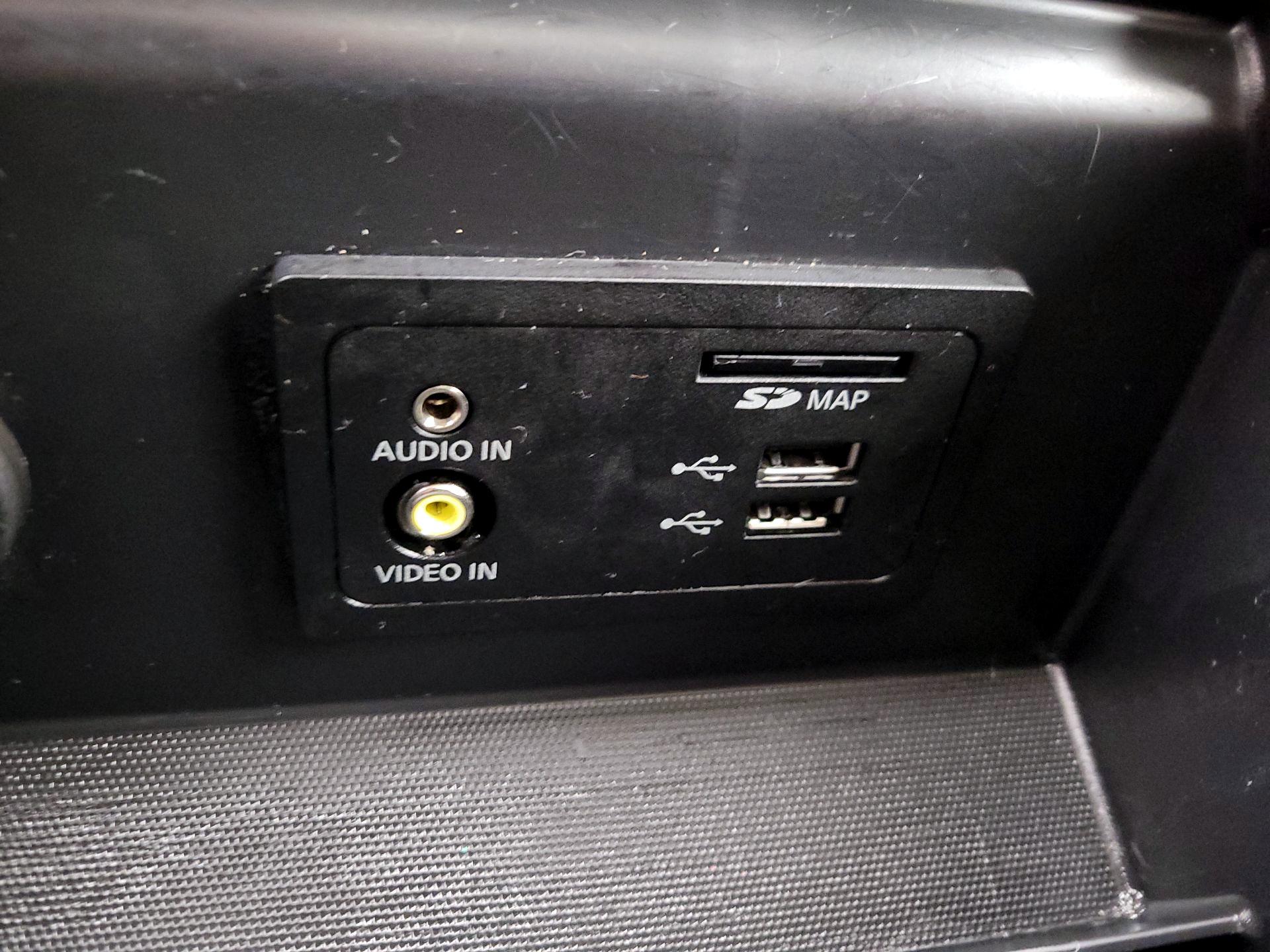 Thumbnail: 2017 Nissan Pathfinder - 19