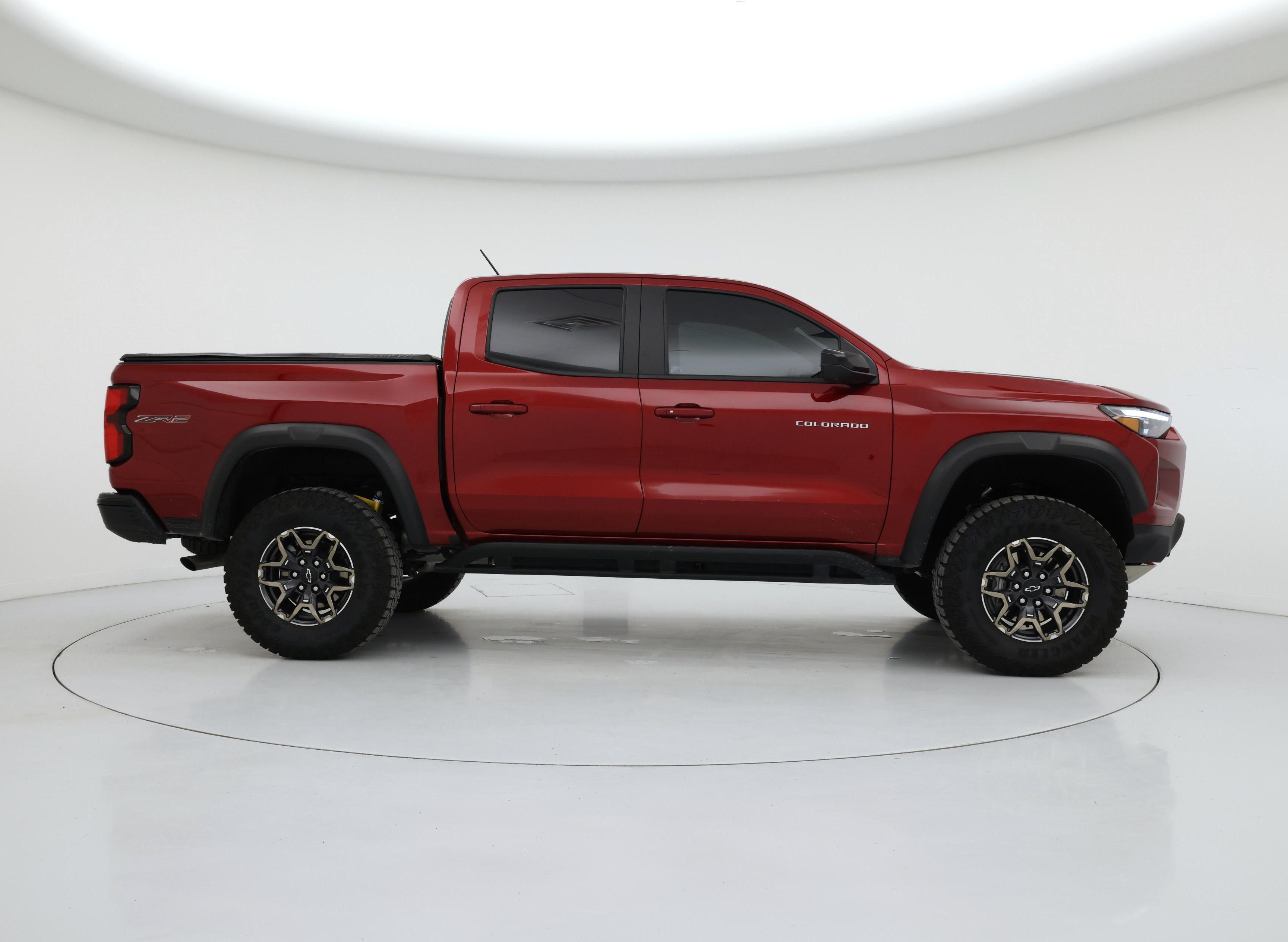 Thumbnail: 2024 Chevrolet Colorado - 7