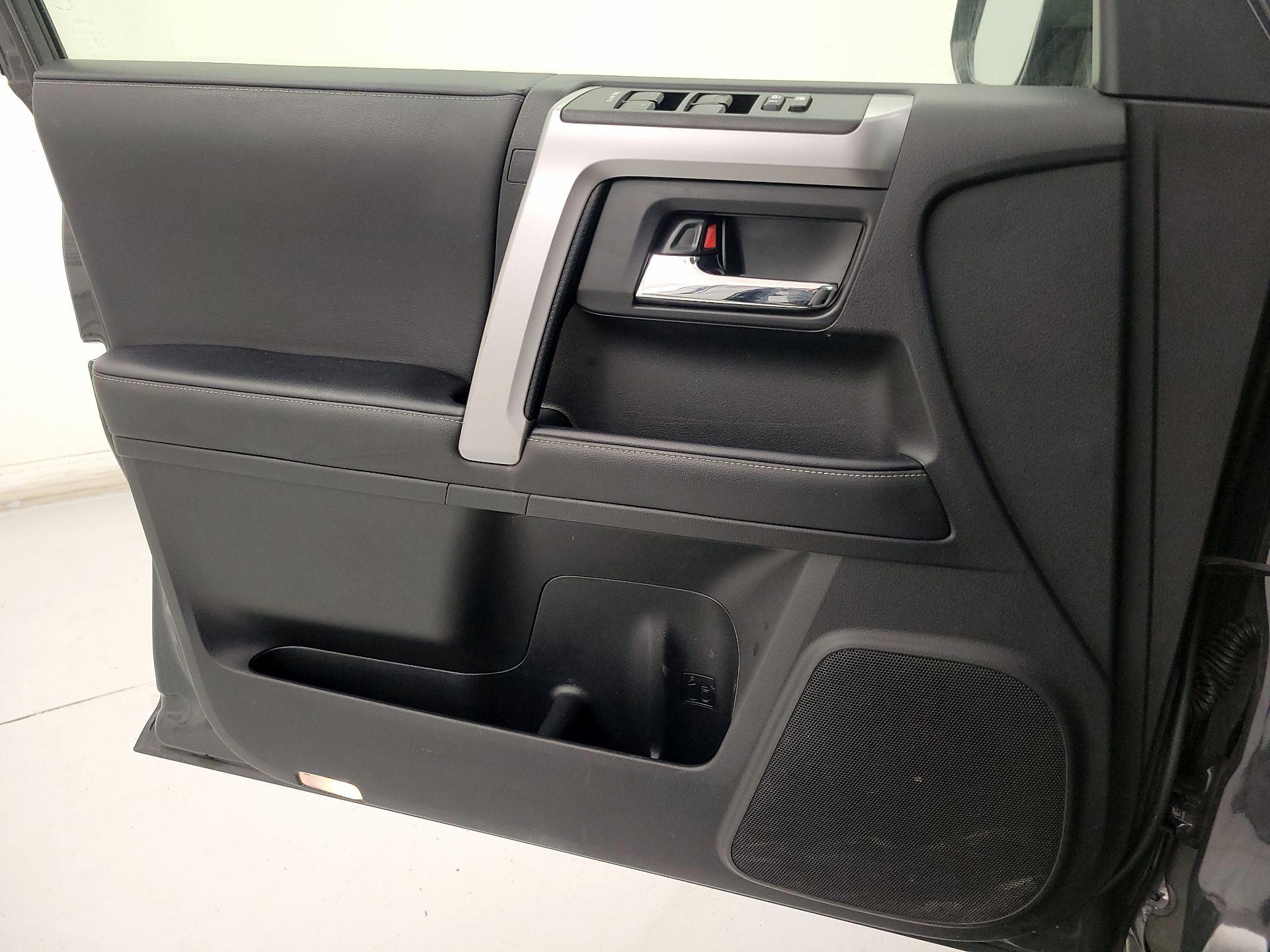 Thumbnail: 2024 Toyota 4Runner - 12