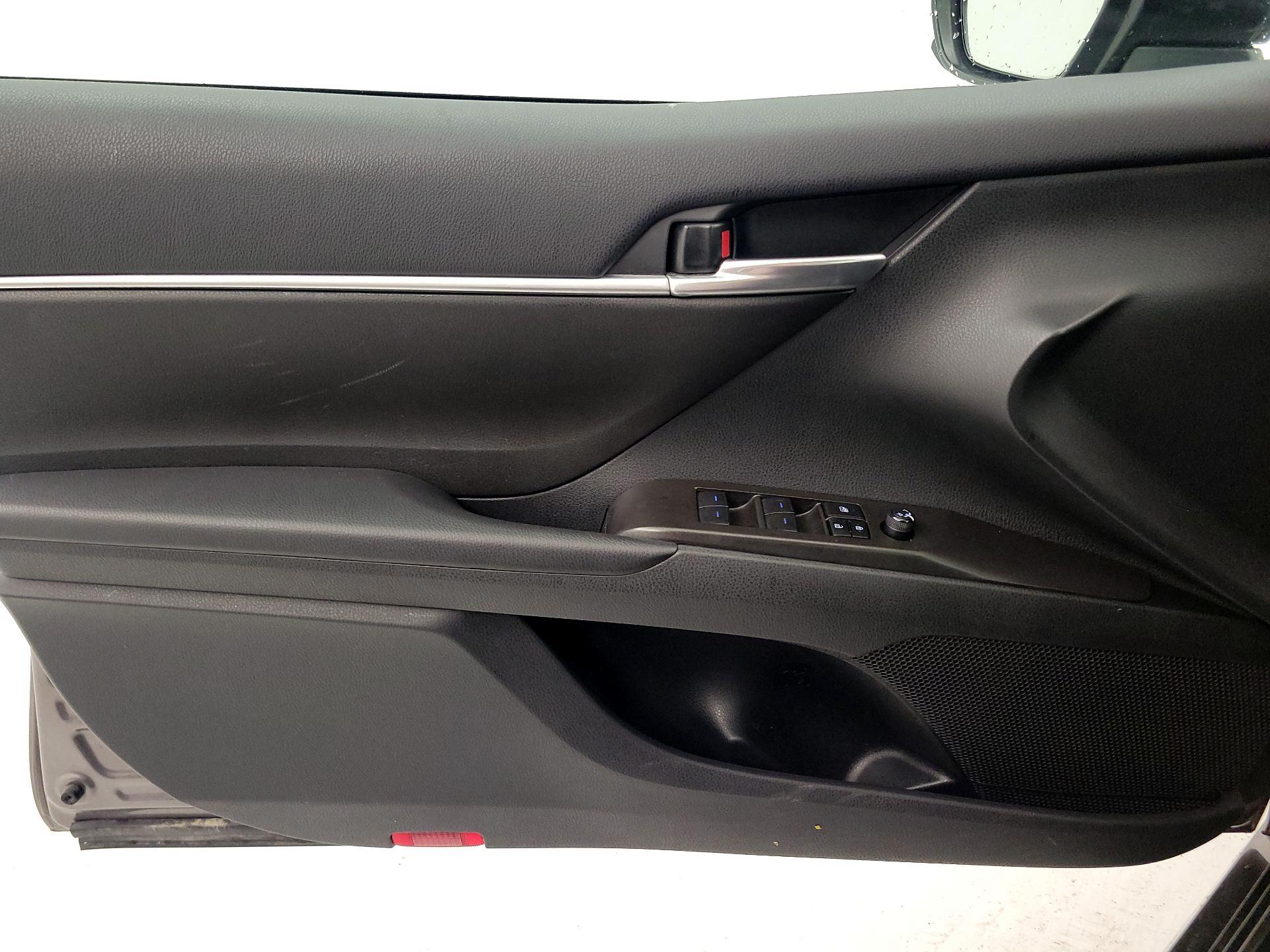 Thumbnail: 2024 Toyota Camry - 12