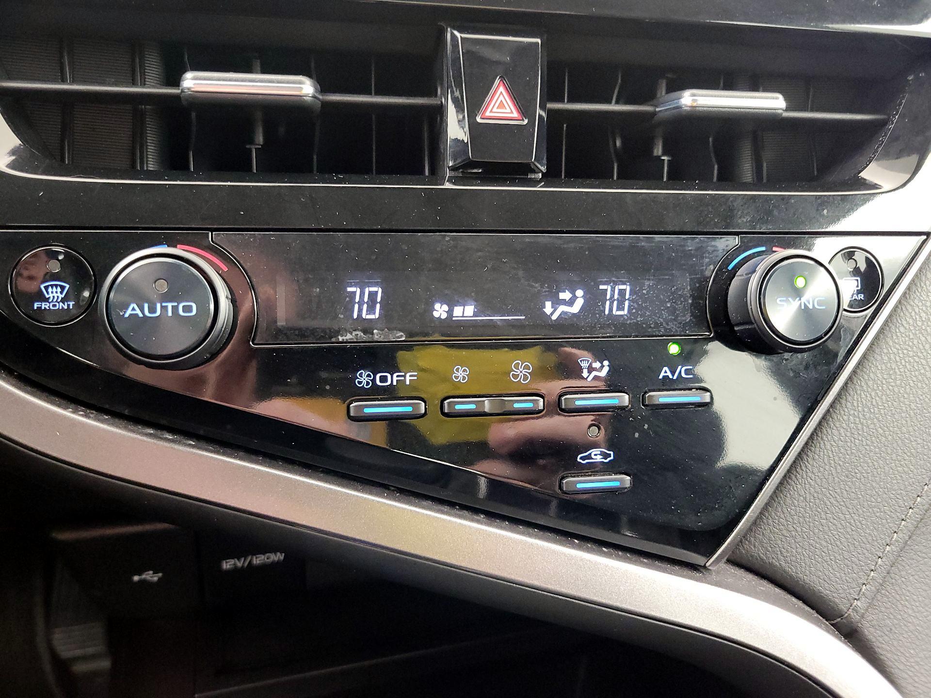 Thumbnail: 2024 Toyota Camry - 16