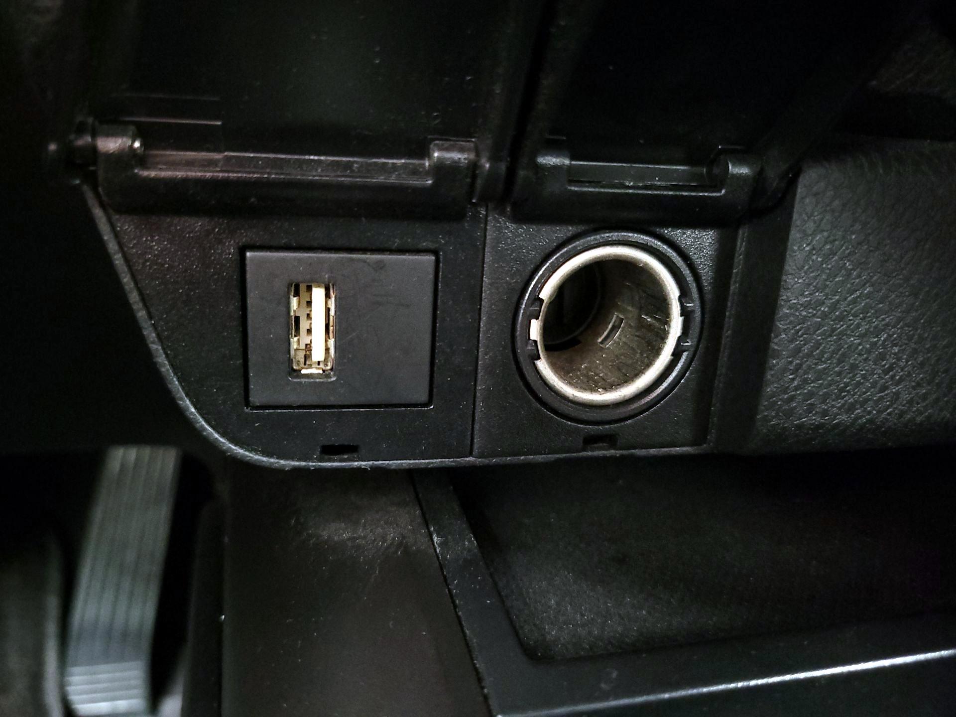 Thumbnail: 2024 Toyota Camry - 18