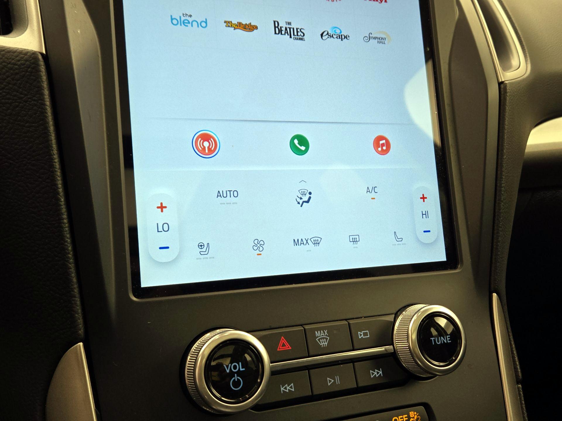 Thumbnail: 2023 Ford Edge - 16