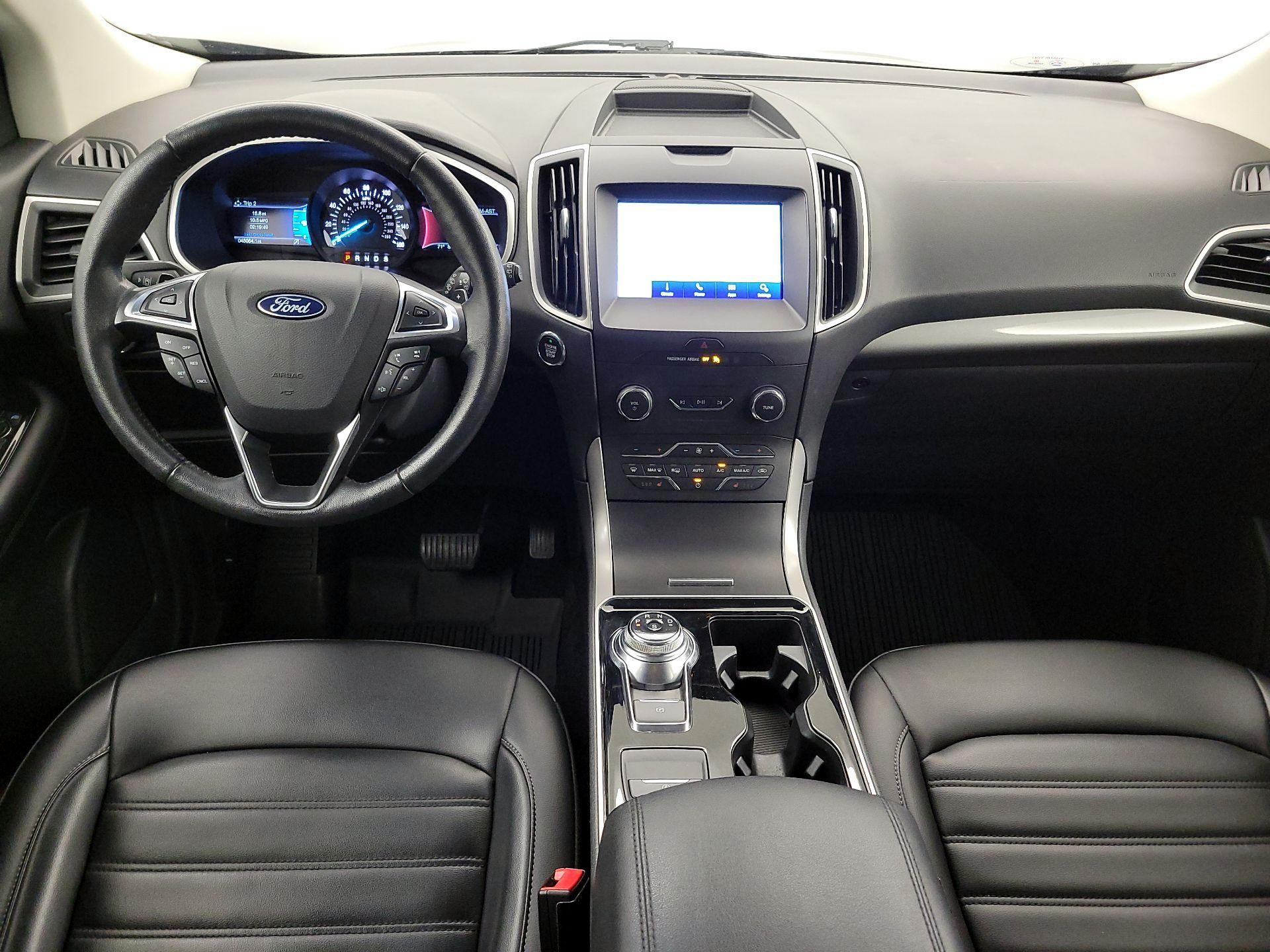 Thumbnail: 2020 Ford Edge - 9