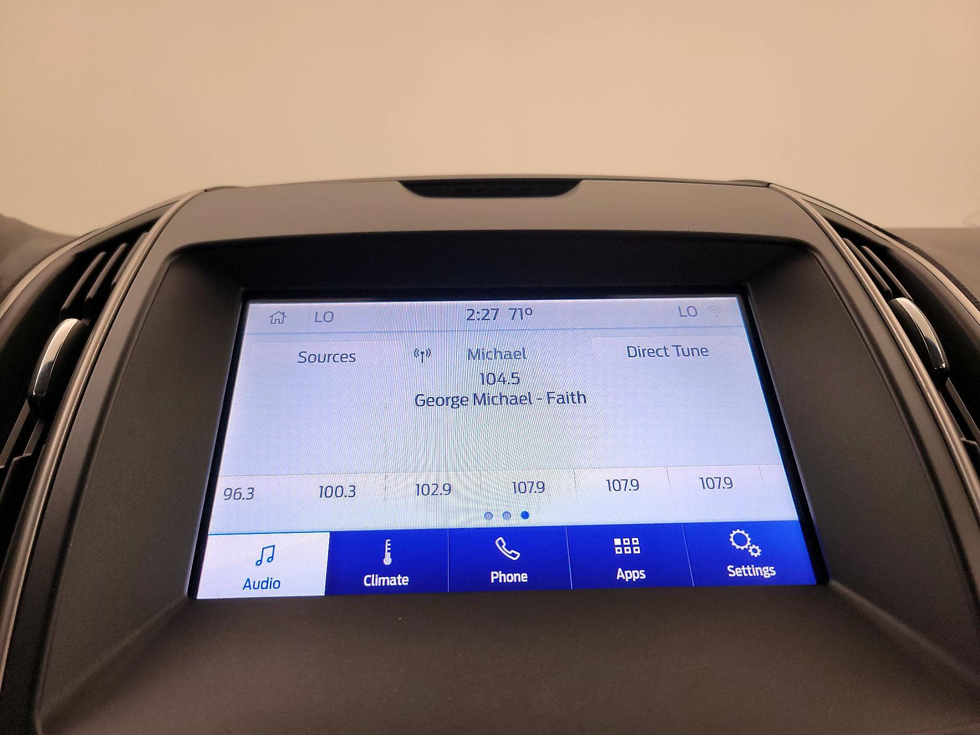 Thumbnail: 2020 Ford Edge - 15