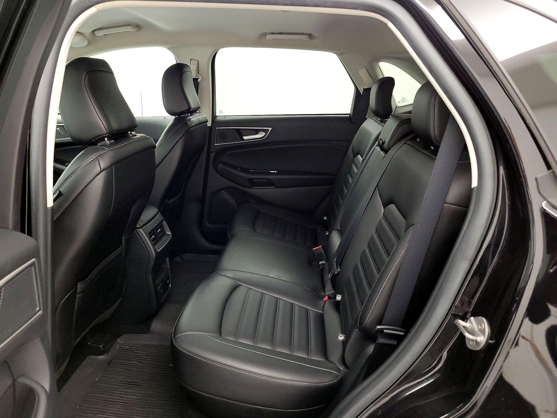 Thumbnail: 2020 Ford Edge - 19