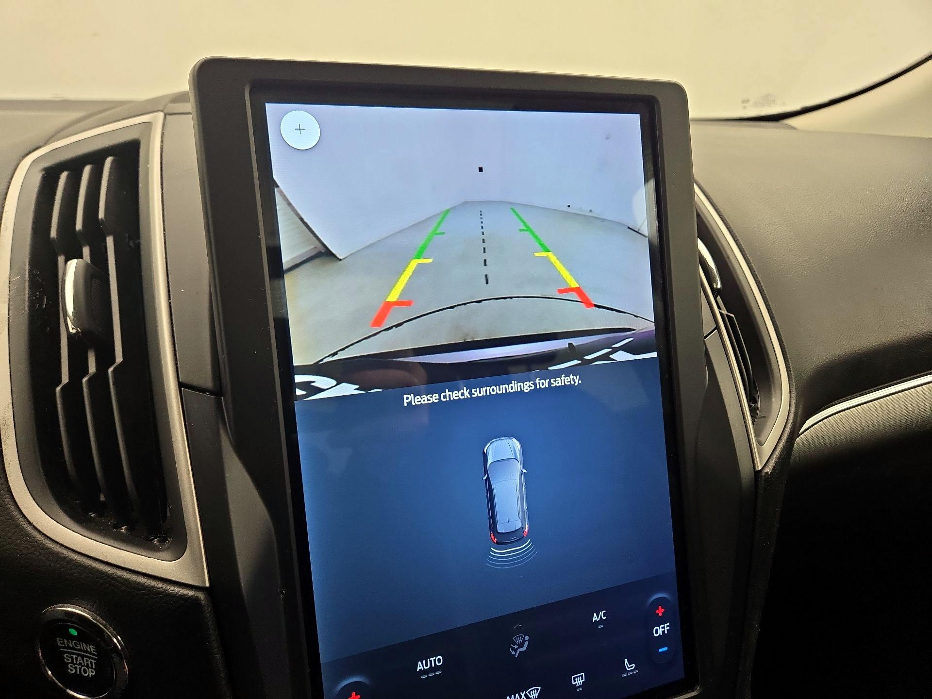 Thumbnail: 2022 Ford Edge - 14