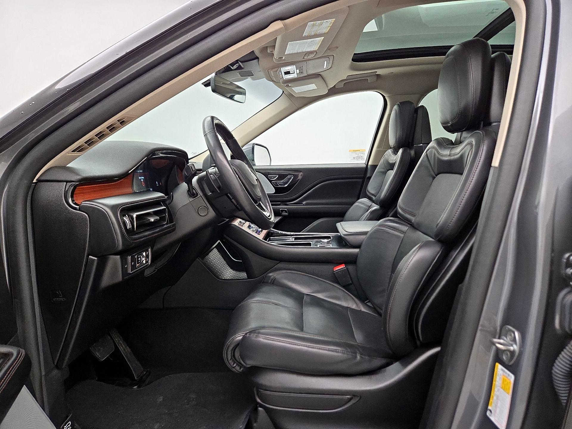 Thumbnail: 2021 Lincoln Aviator - 11