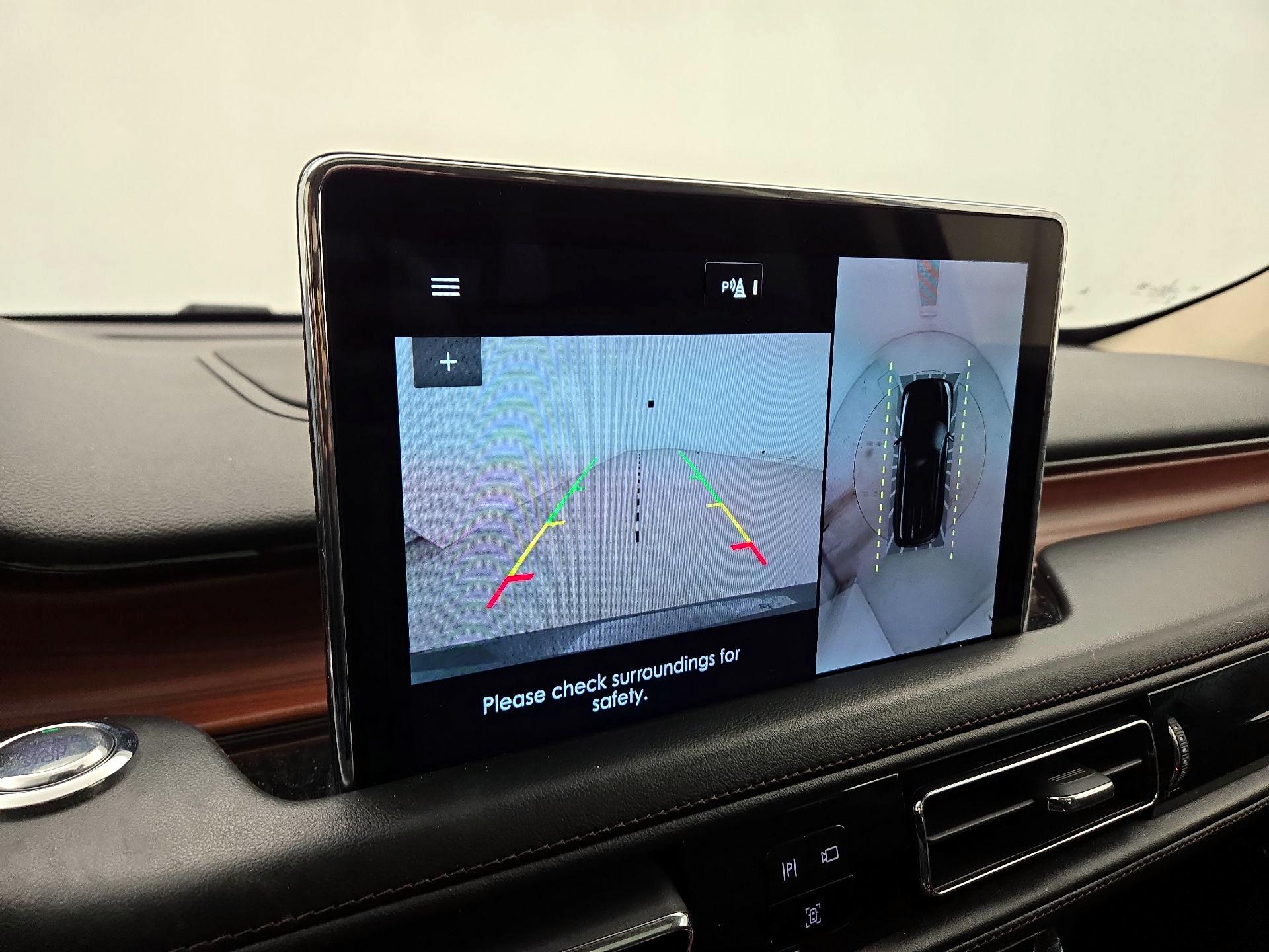 Thumbnail: 2021 Lincoln Aviator - 15