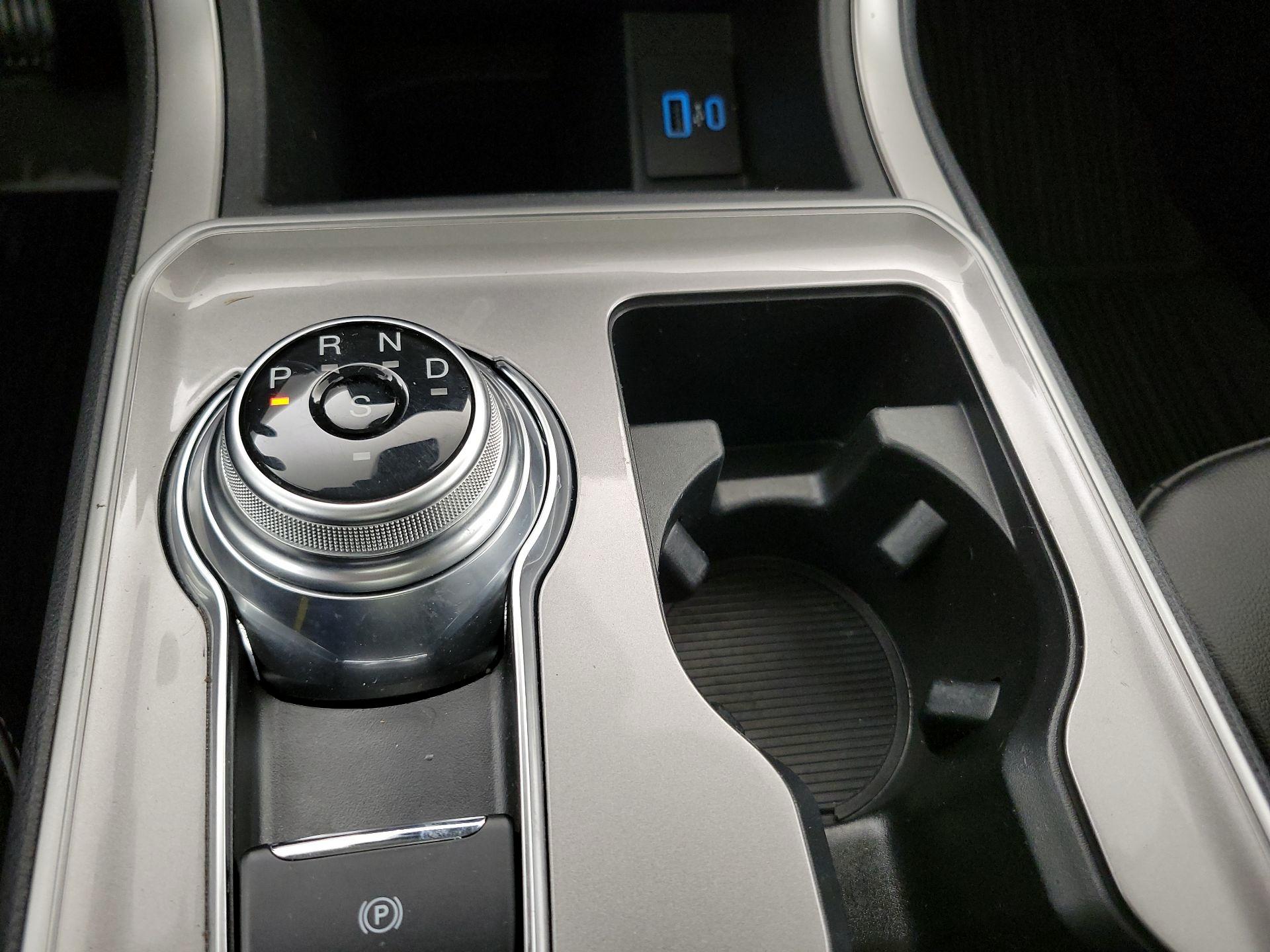 Thumbnail: 2024 Ford Edge - 17