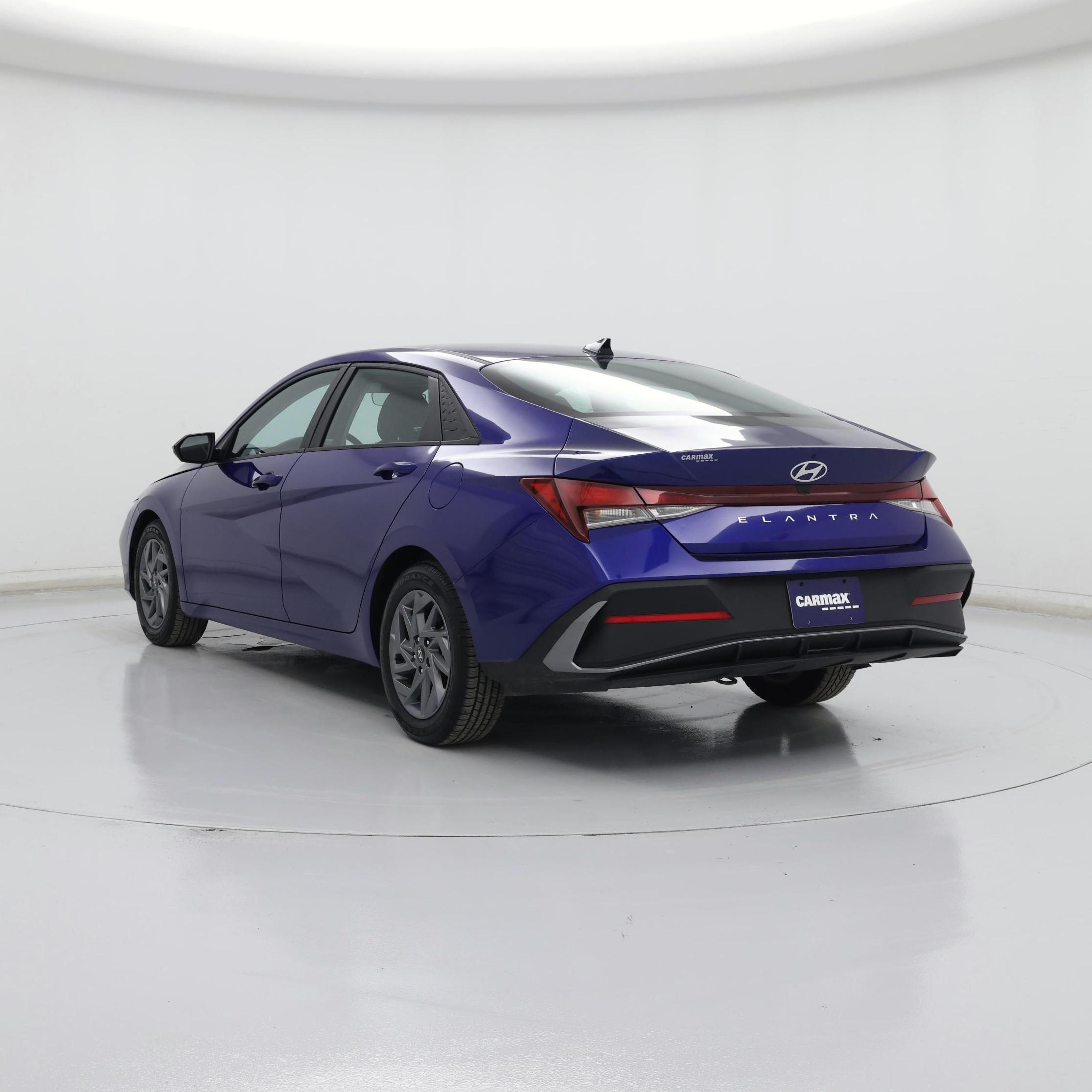 Thumbnail: 2024 Hyundai Elantra - 2