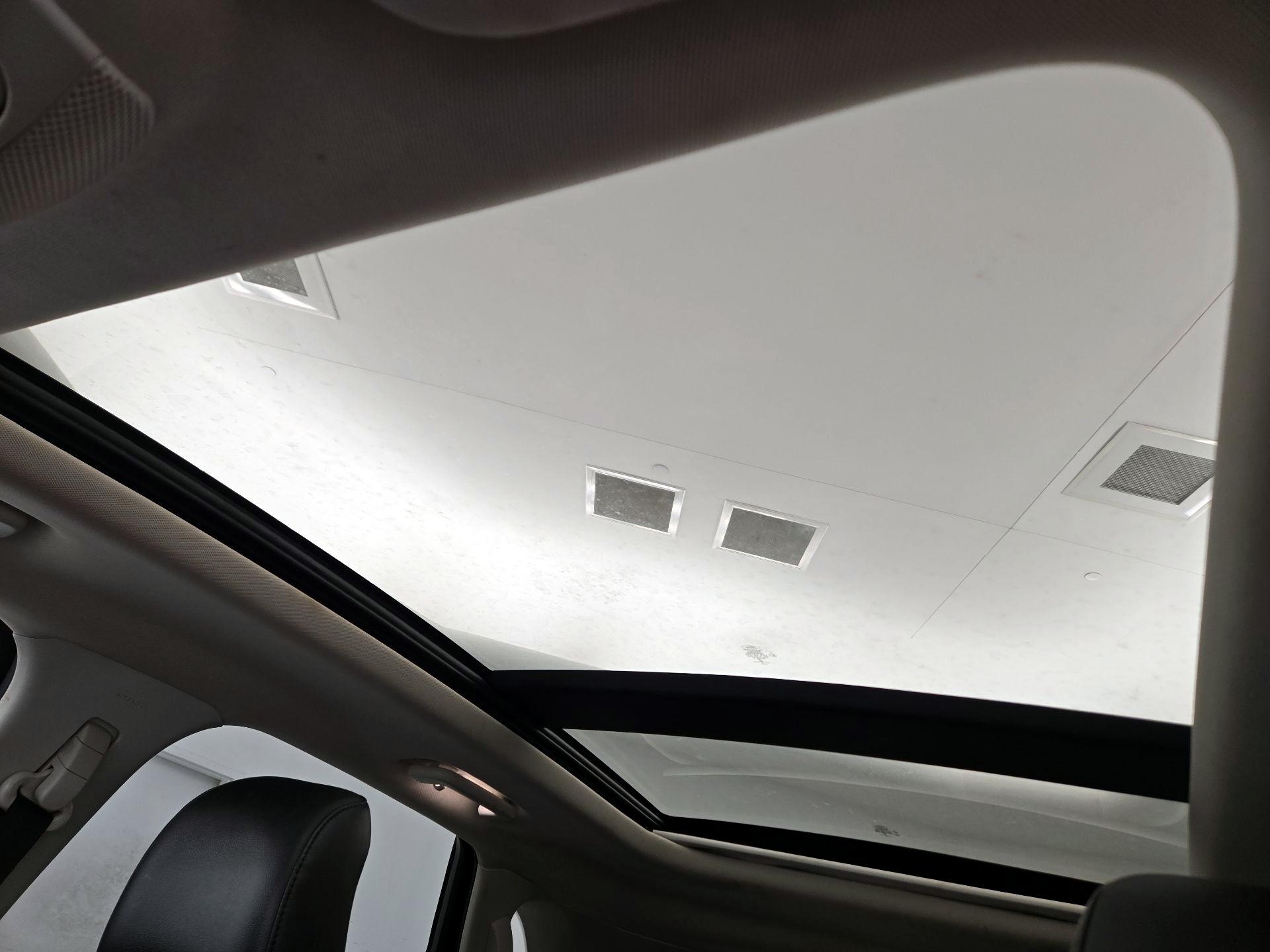 Thumbnail: 2022 Ford Edge - 19