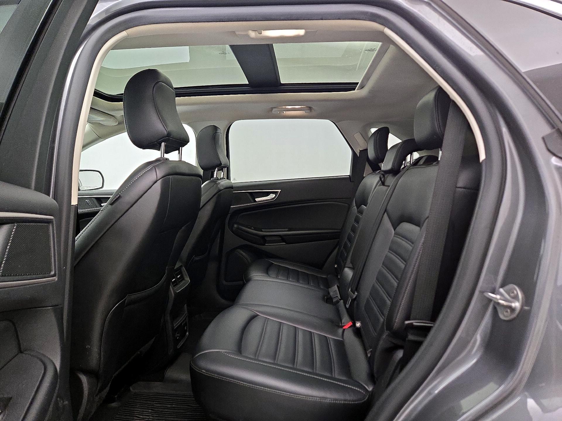 Thumbnail: 2022 Ford Edge - 20