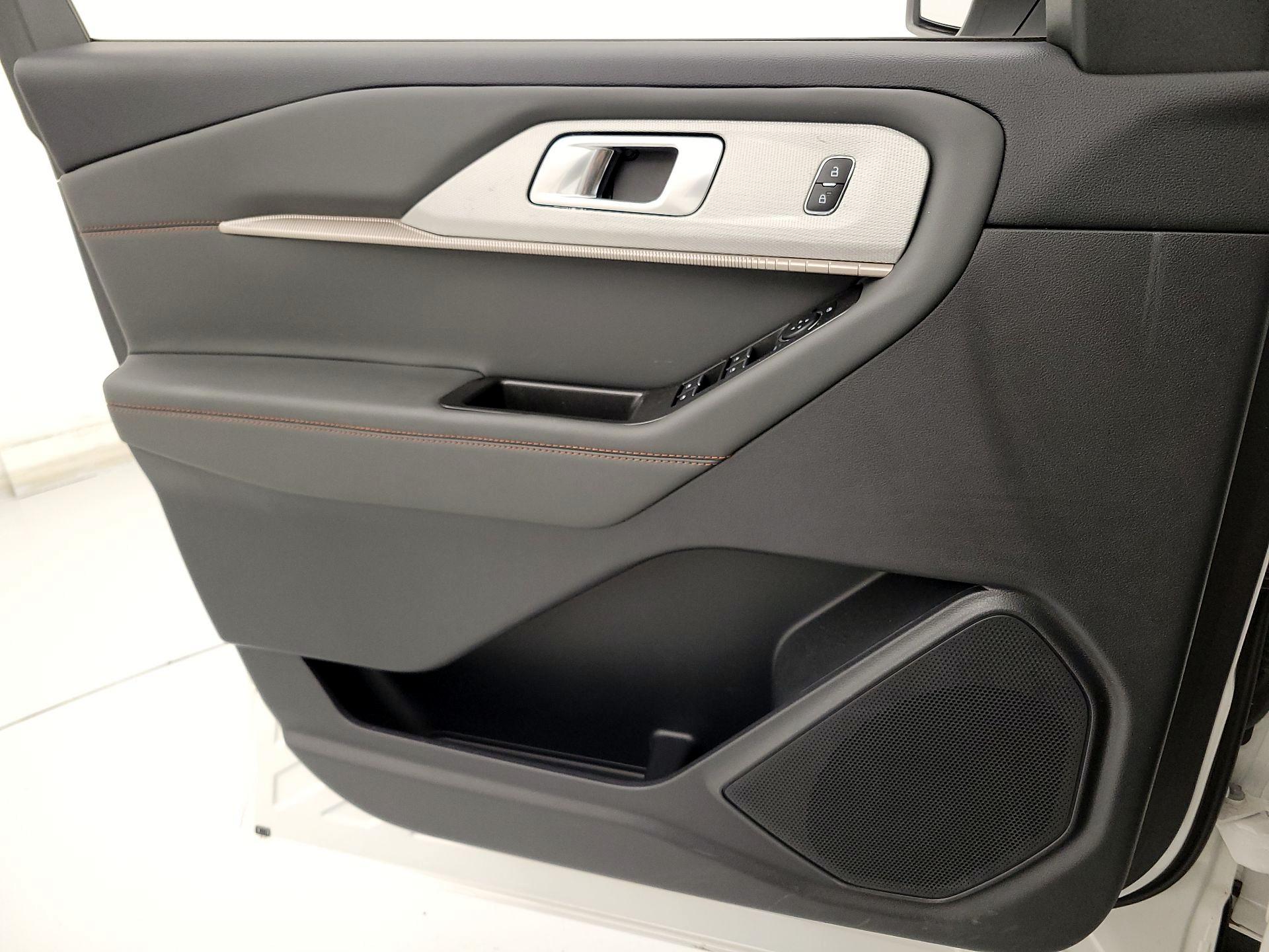 Thumbnail: 2025 Ford Explorer - 12