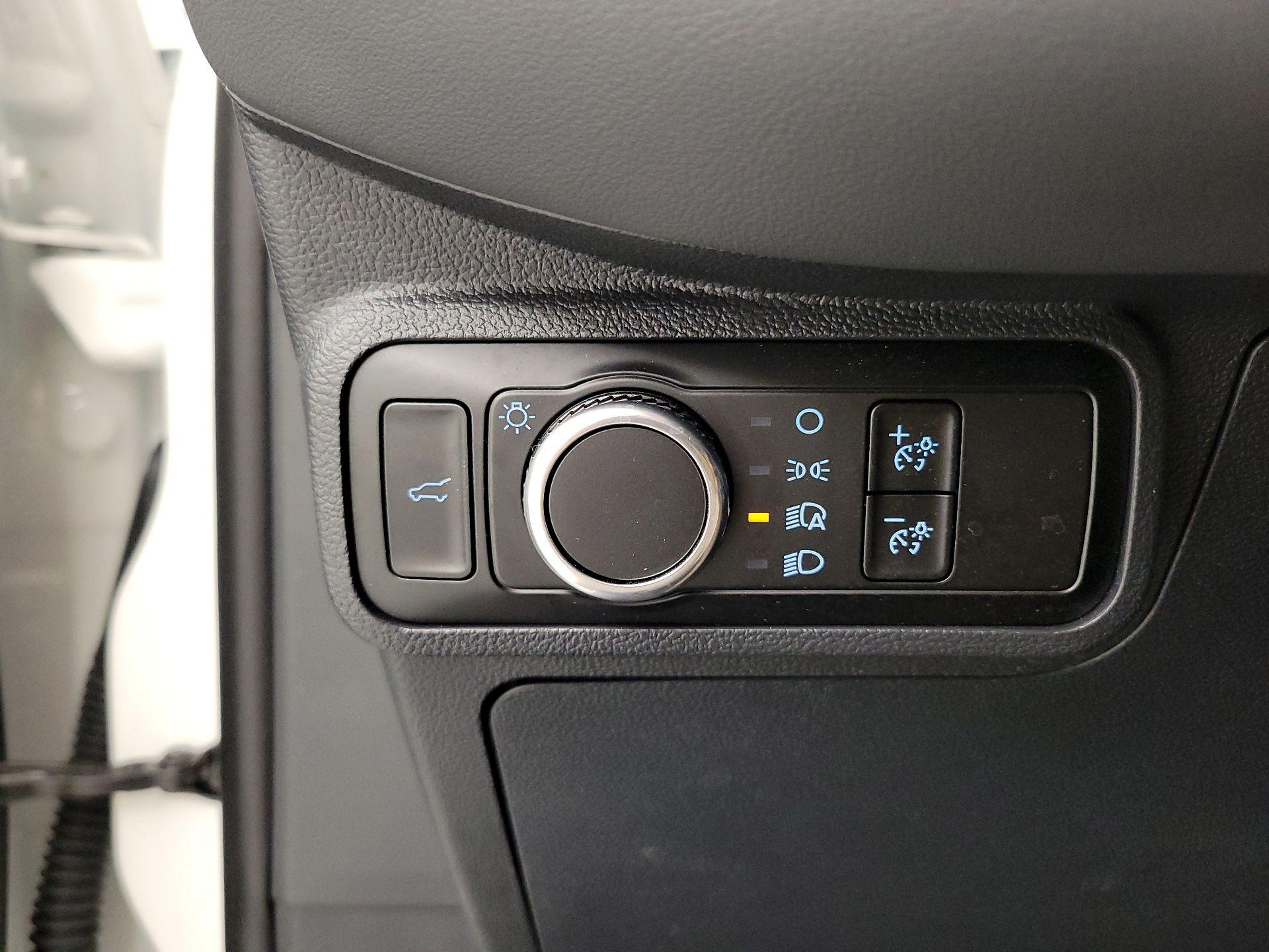 Thumbnail: 2025 Ford Explorer - 13