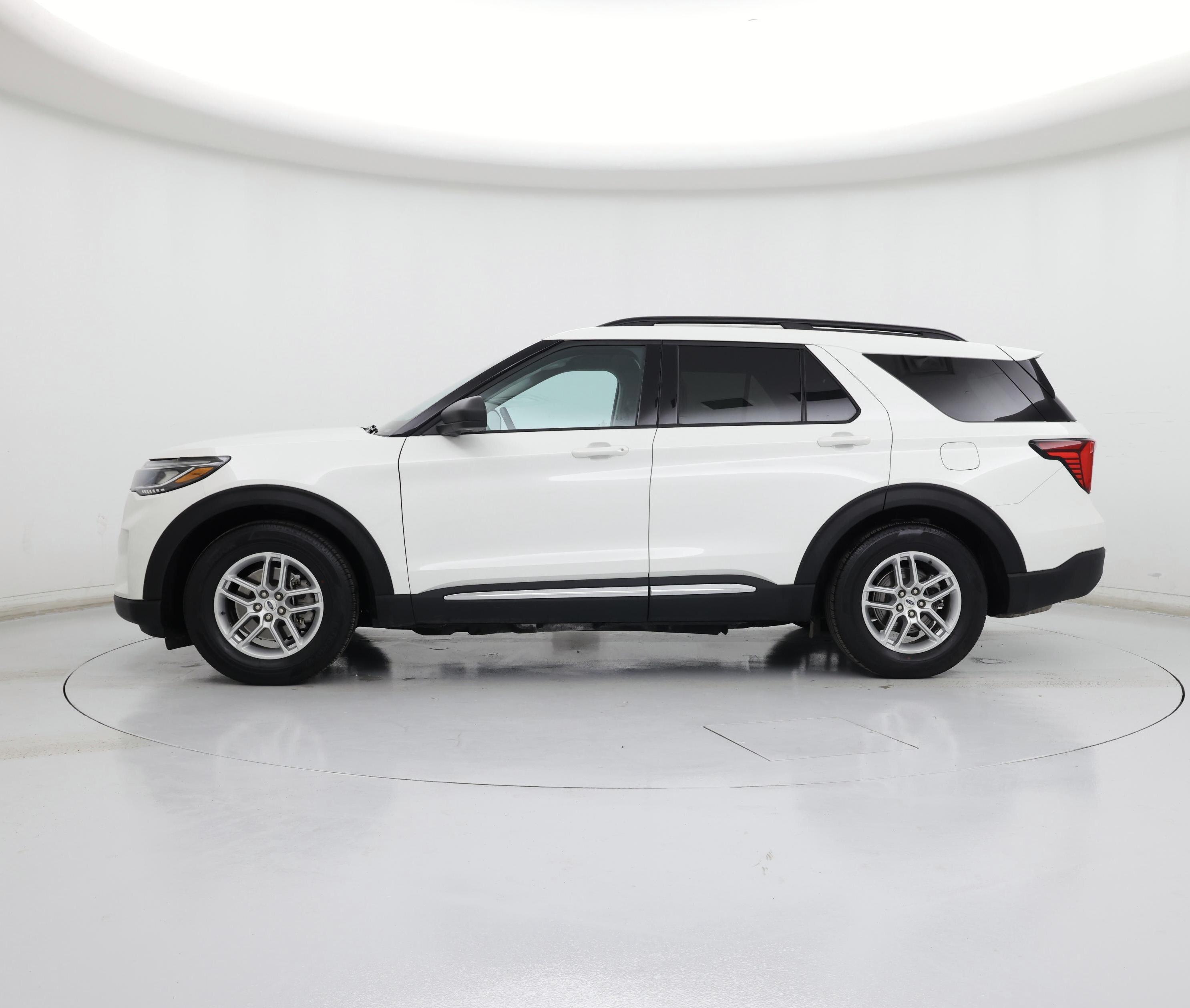 Thumbnail: 2025 Ford Explorer - 3