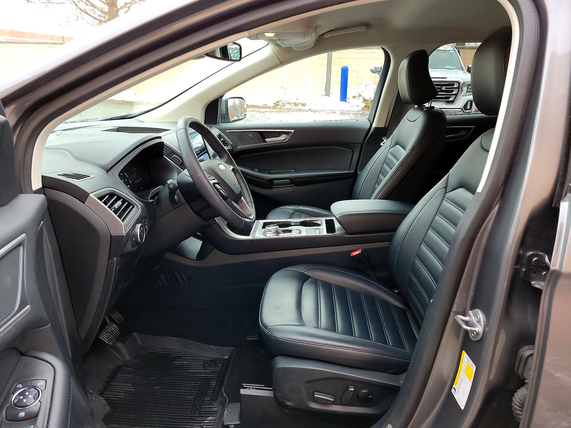 Thumbnail: 2022 Ford Edge - 9