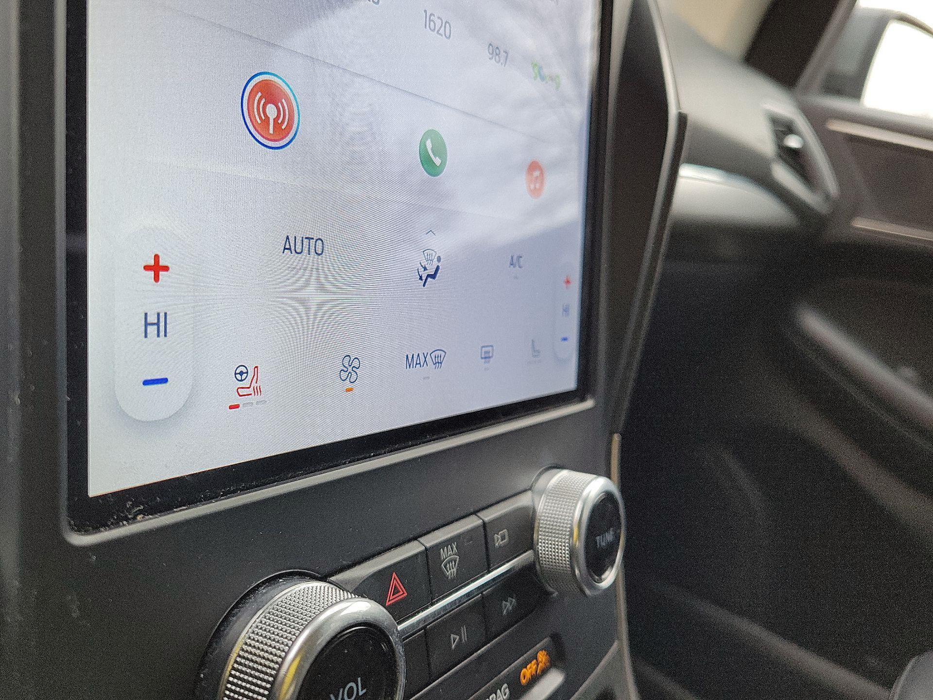 Thumbnail: 2022 Ford Edge - 14